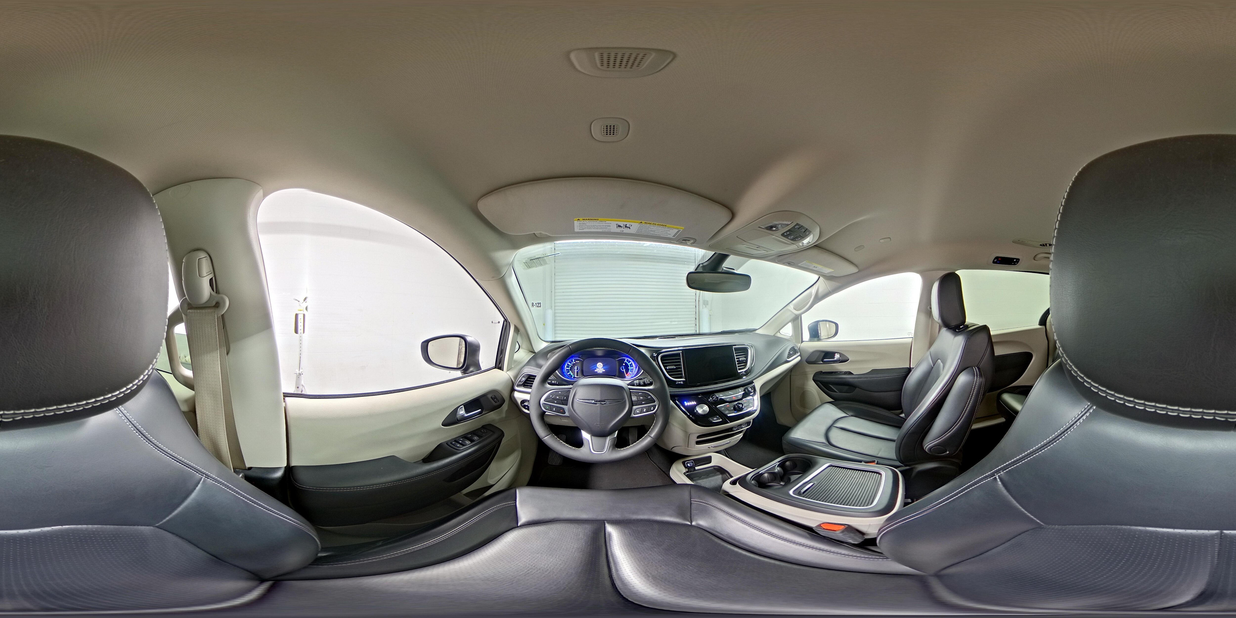 2023 Chrysler Pacifica Hybrid Touring L - Photo 28