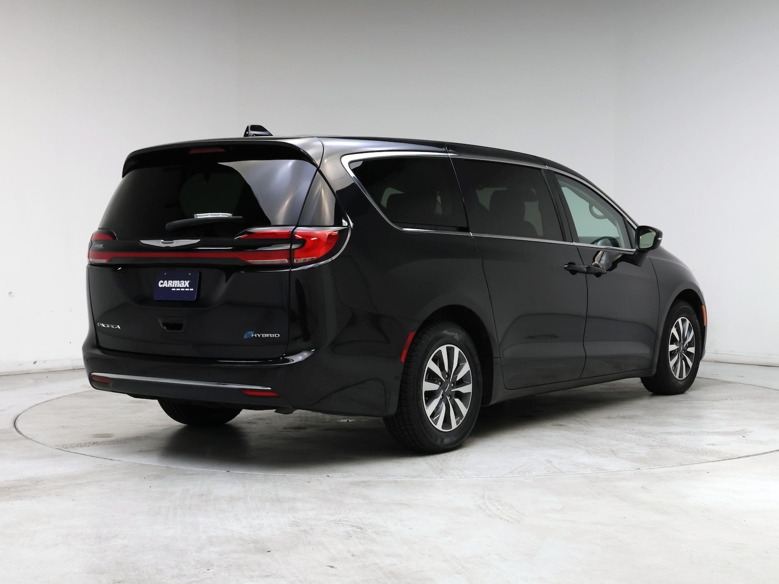 2023 Chrysler Pacifica Hybrid Touring L - Photo 9