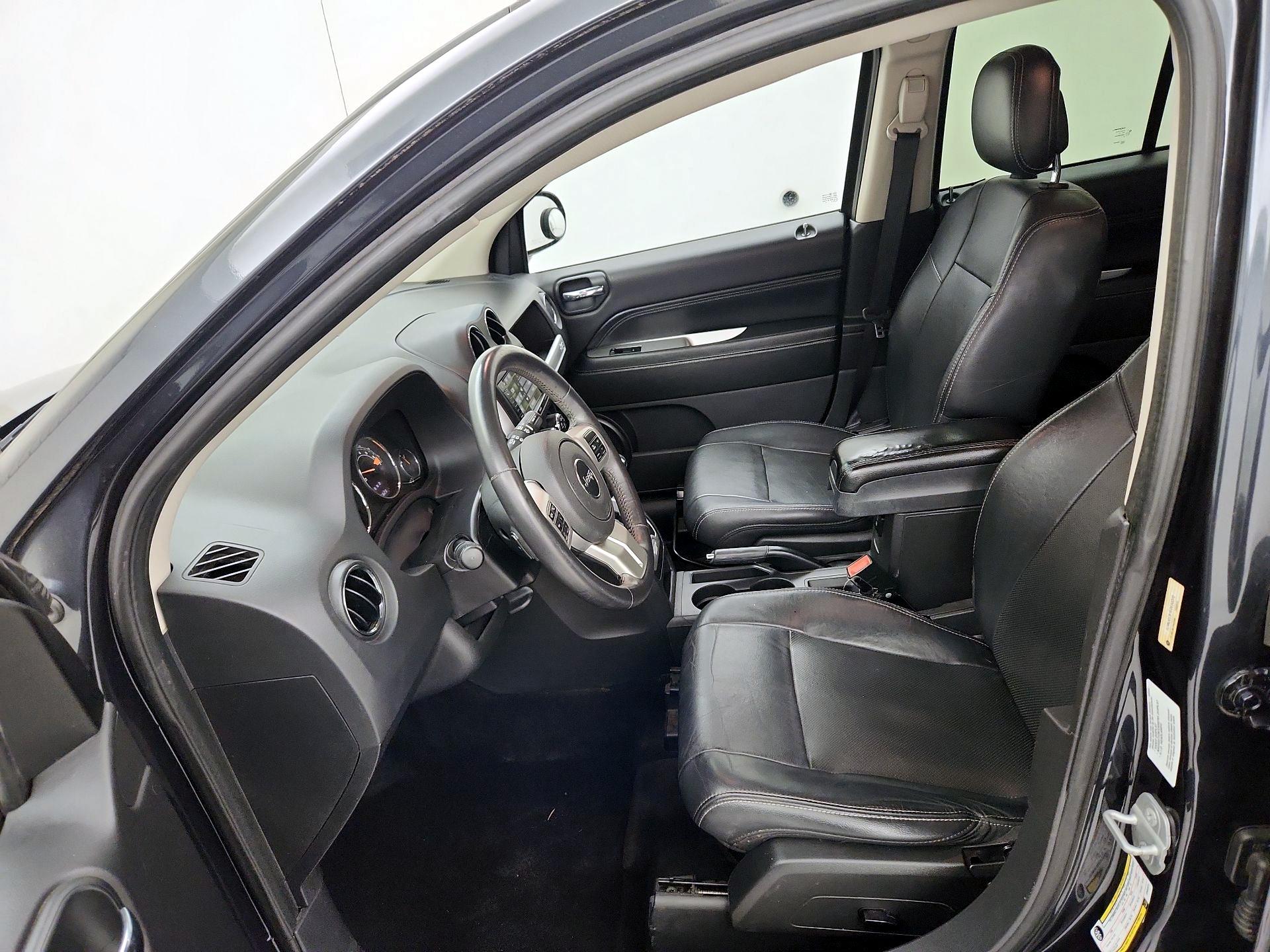 Thumbnail: 2014 Jeep Compass - 11