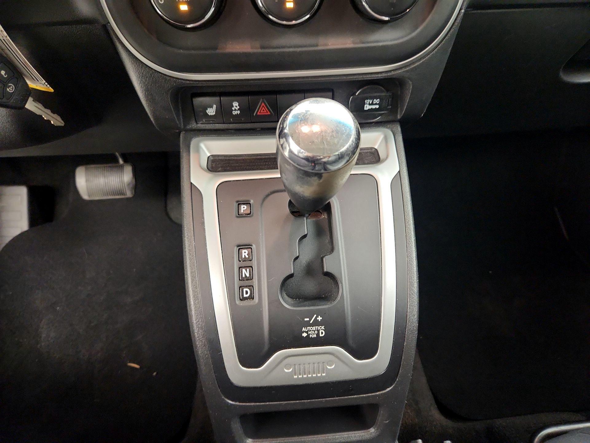 Thumbnail: 2014 Jeep Compass - 16