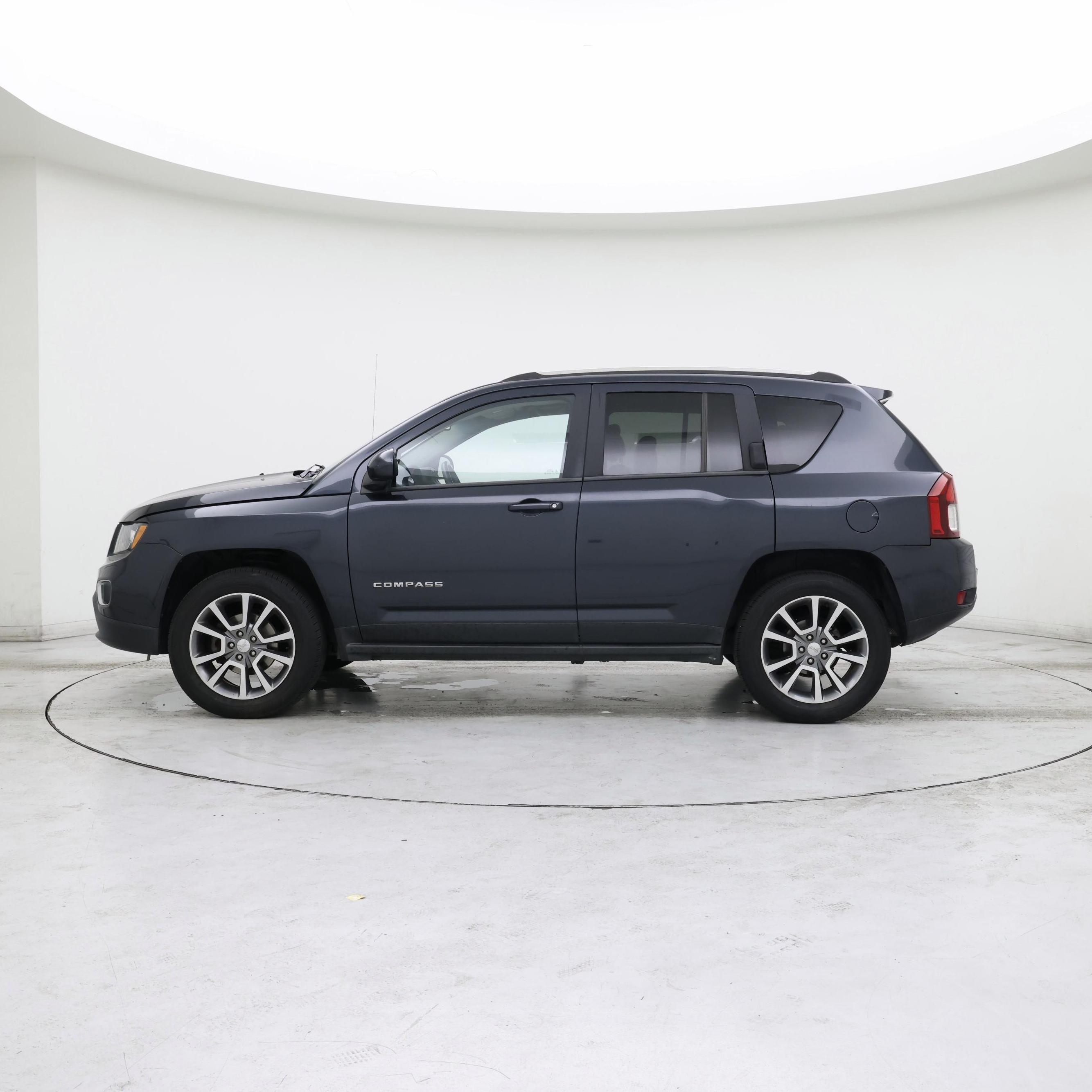 Thumbnail: 2014 Jeep Compass - 3