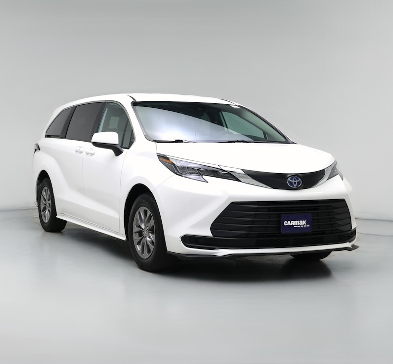 2025 Toyota Sienna LE