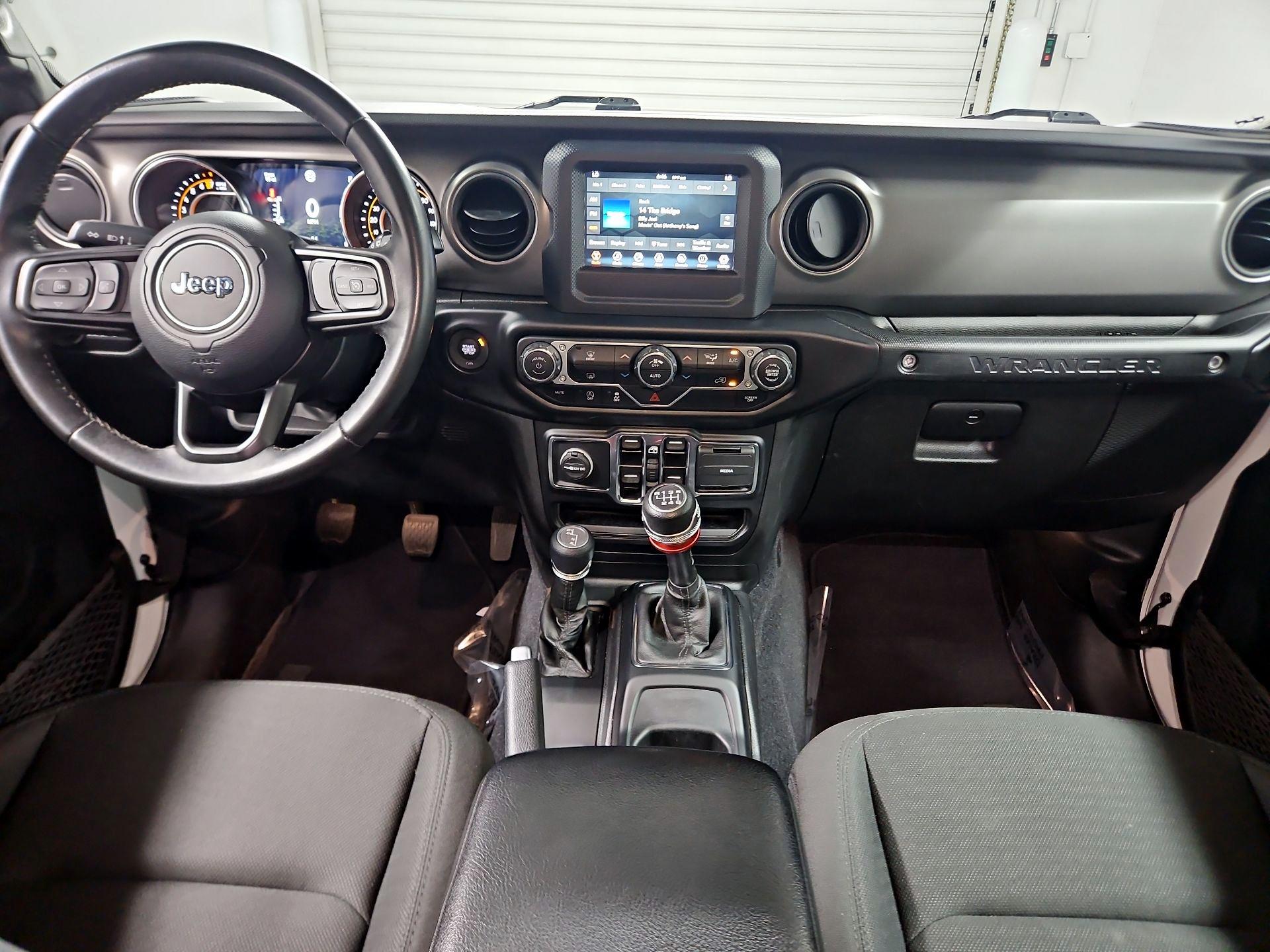 Thumbnail: 2022 Jeep Wrangler - 9