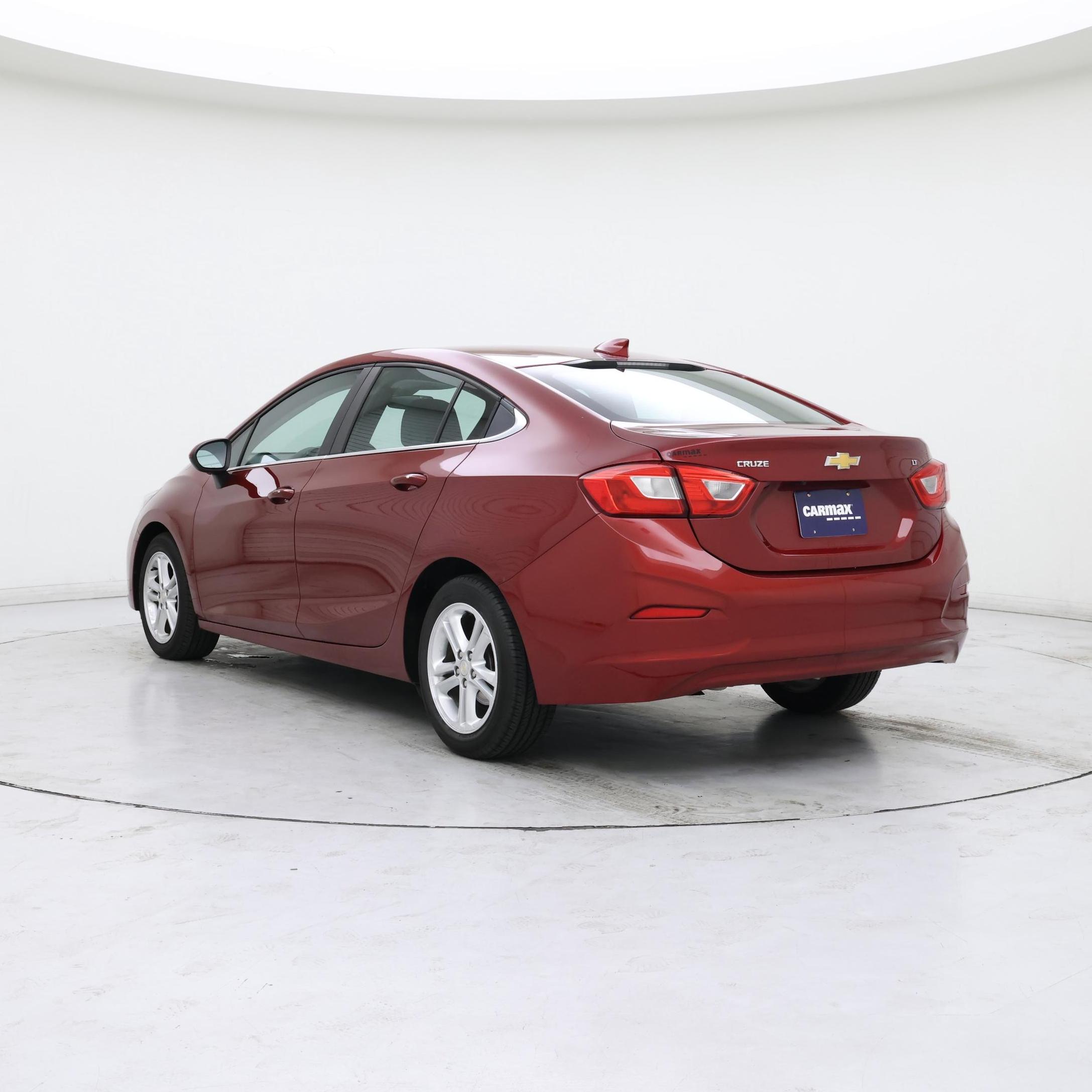 Thumbnail: 2018 Chevrolet Cruze - 2