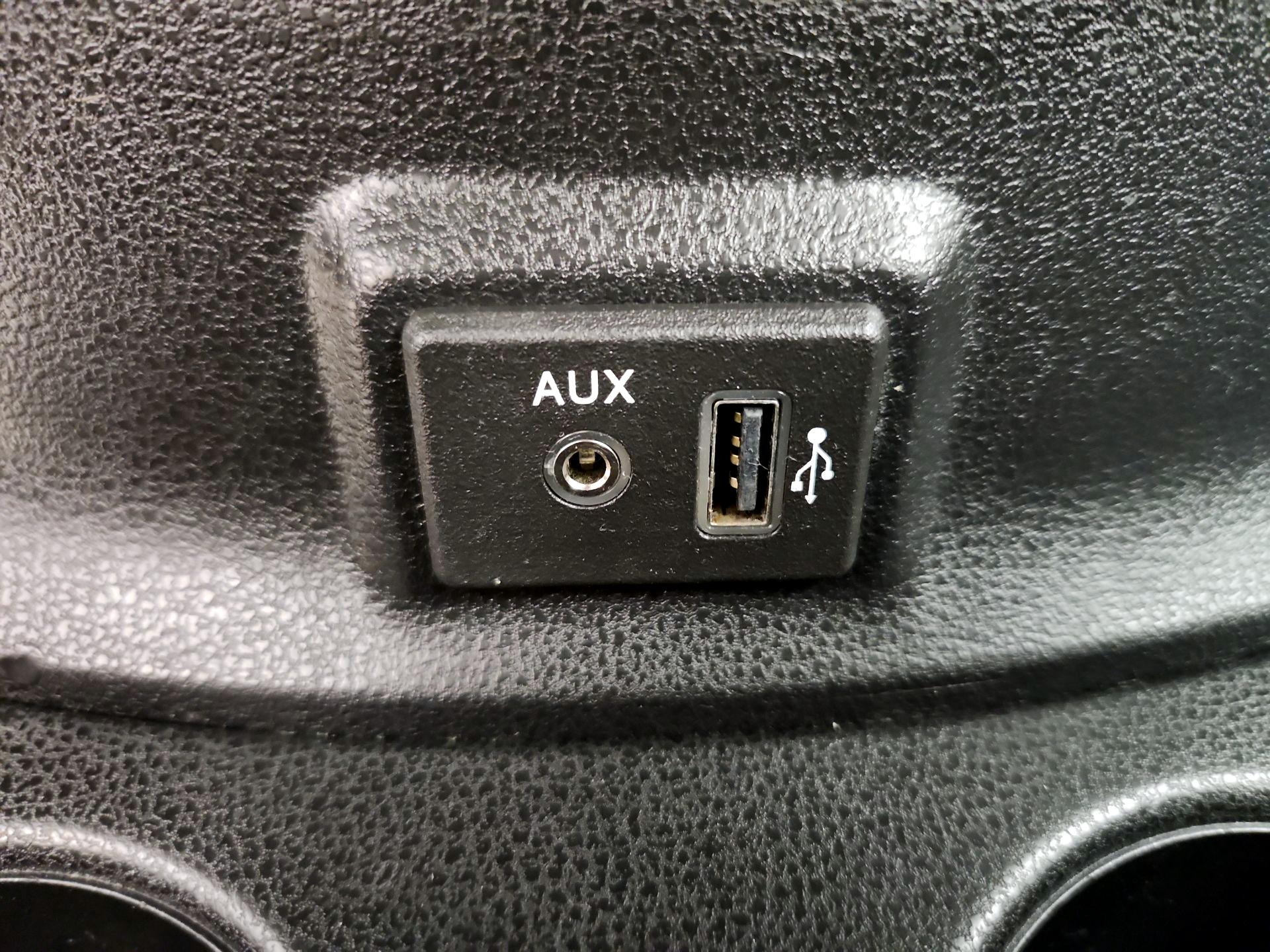 Thumbnail: 2019 Nissan Versa - 18