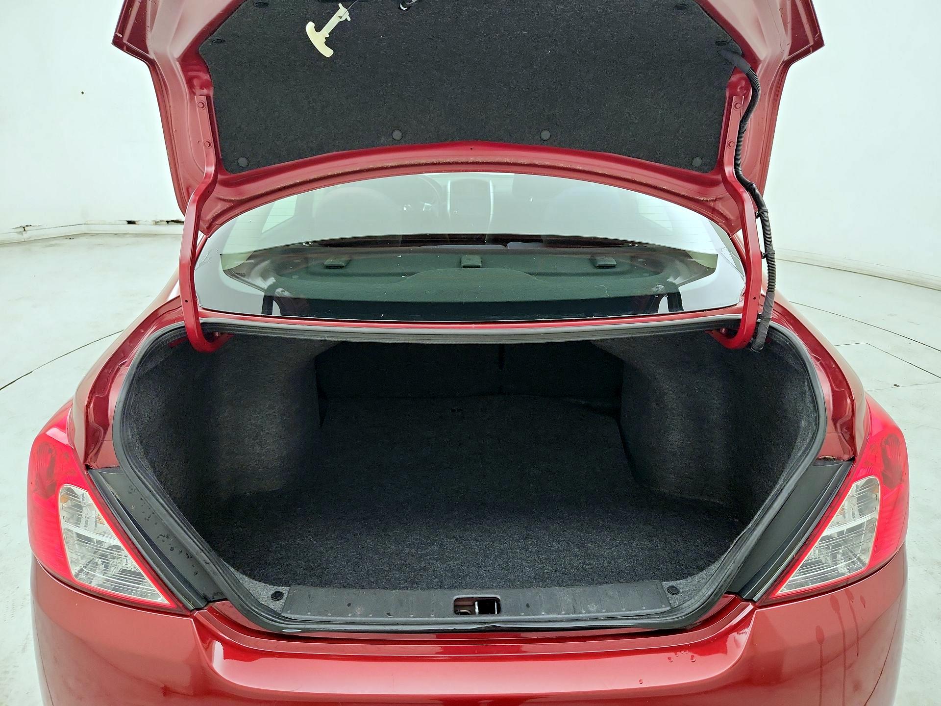 Thumbnail: 2019 Nissan Versa - 20