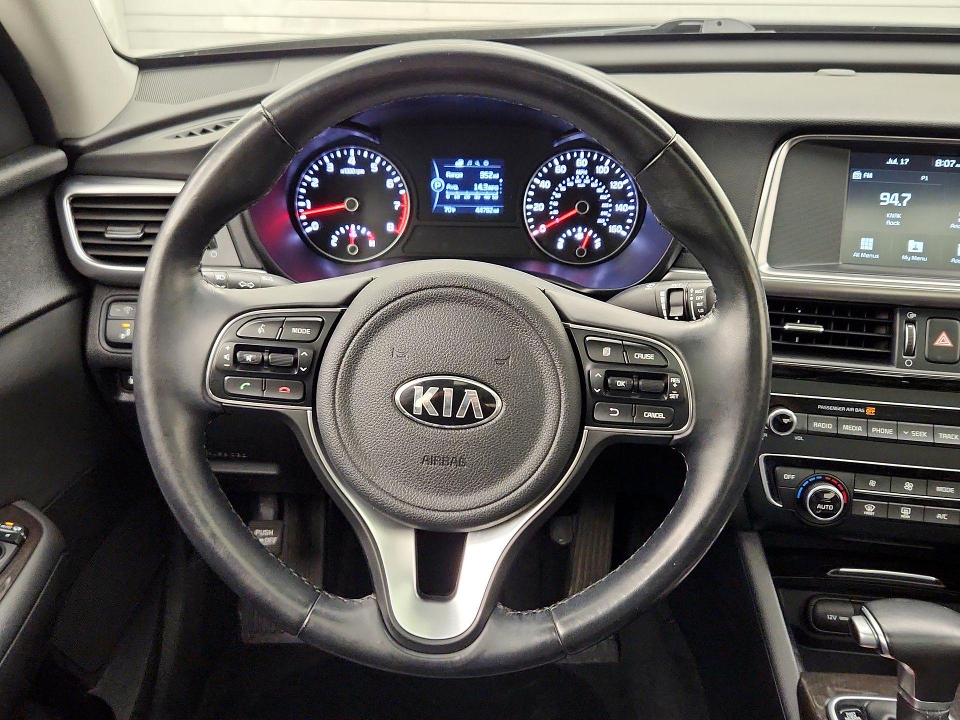 Thumbnail: 2018 Kia Optima - 10
