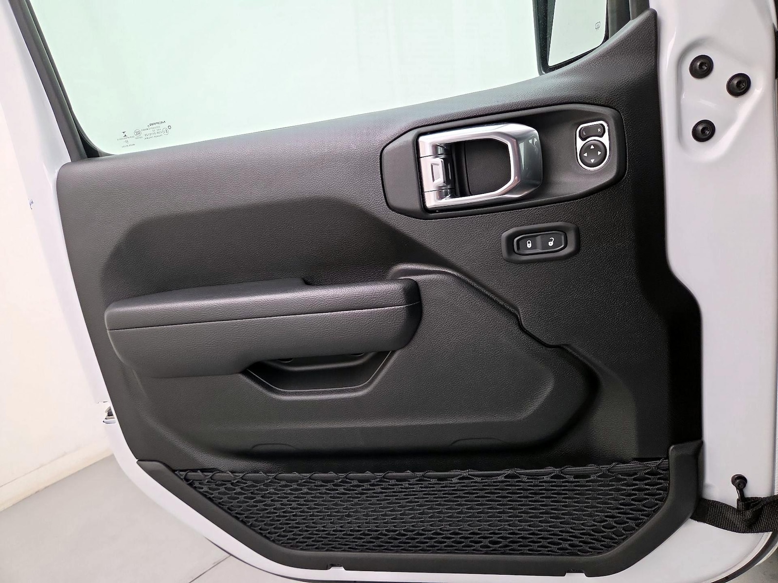2023 Jeep Wrangler 4xe Willys 4XE - Photo 13