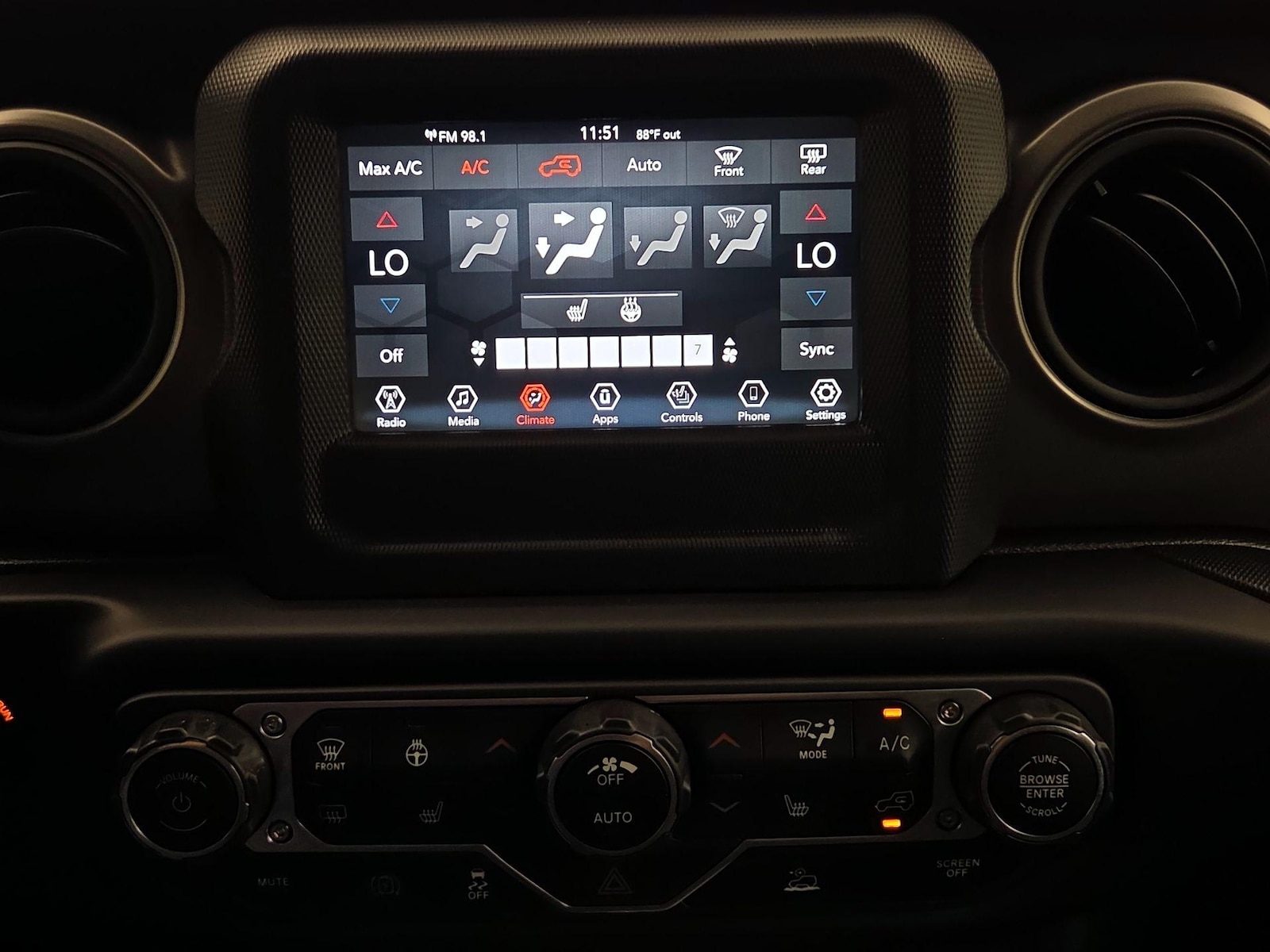 2023 Jeep Wrangler 4xe Willys 4XE - Photo 17