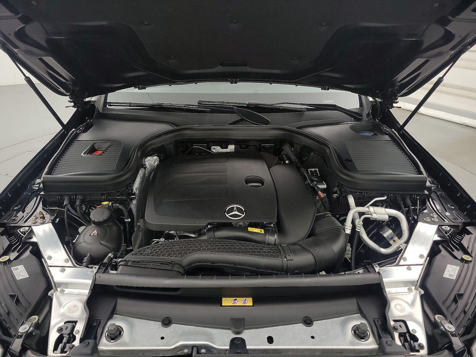 2021 Mercedes-Benz GLC GLC300 - Photo 22