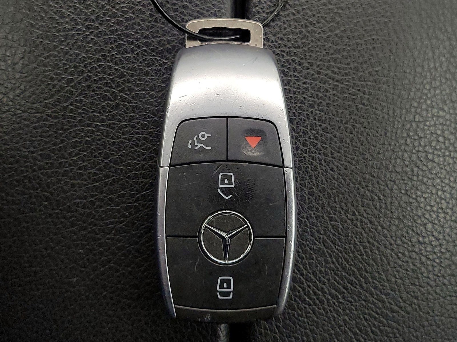 2021 Mercedes-Benz GLC GLC300 - Photo 23