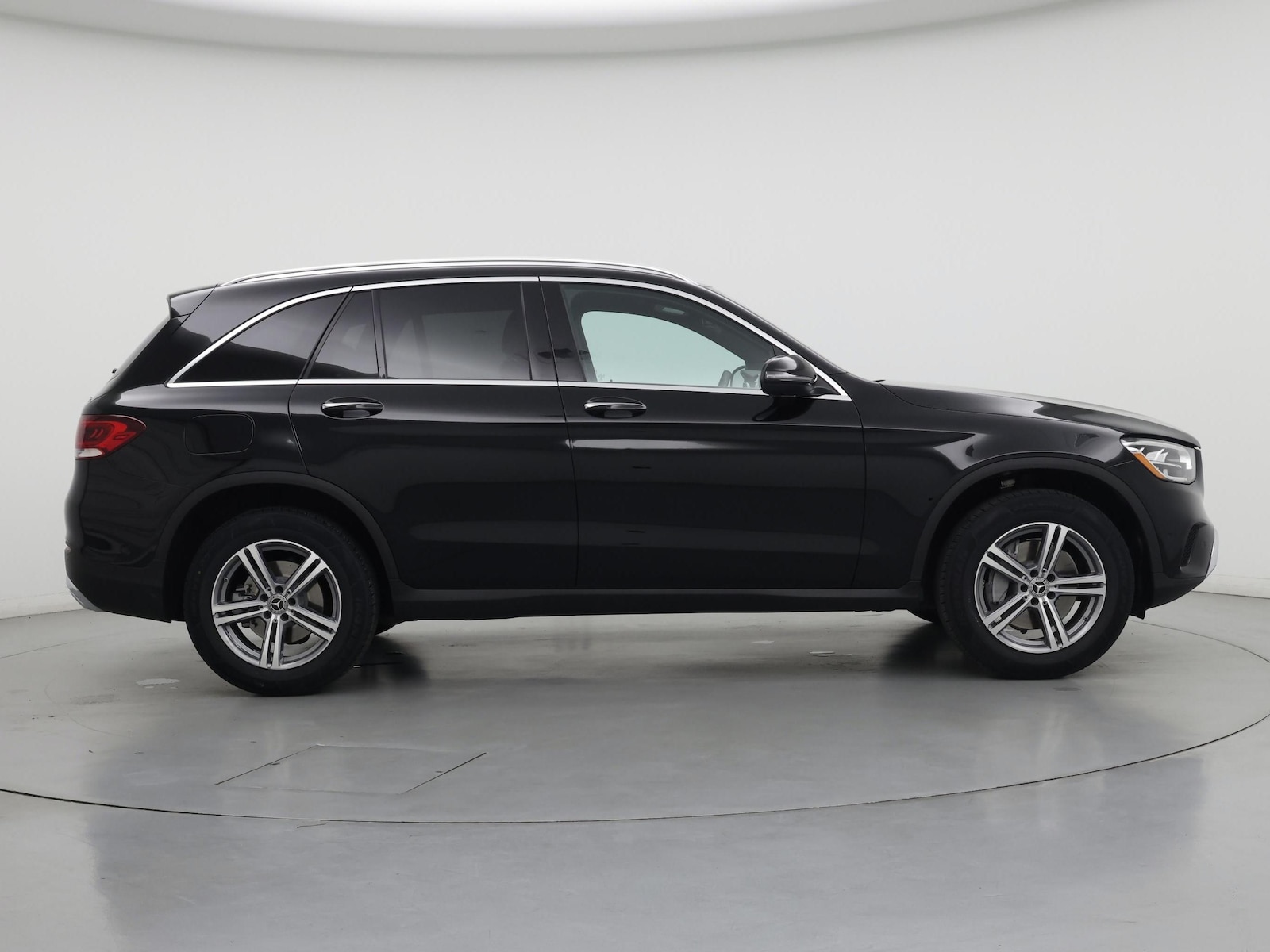 2021 Mercedes-Benz GLC GLC300 - Photo 8