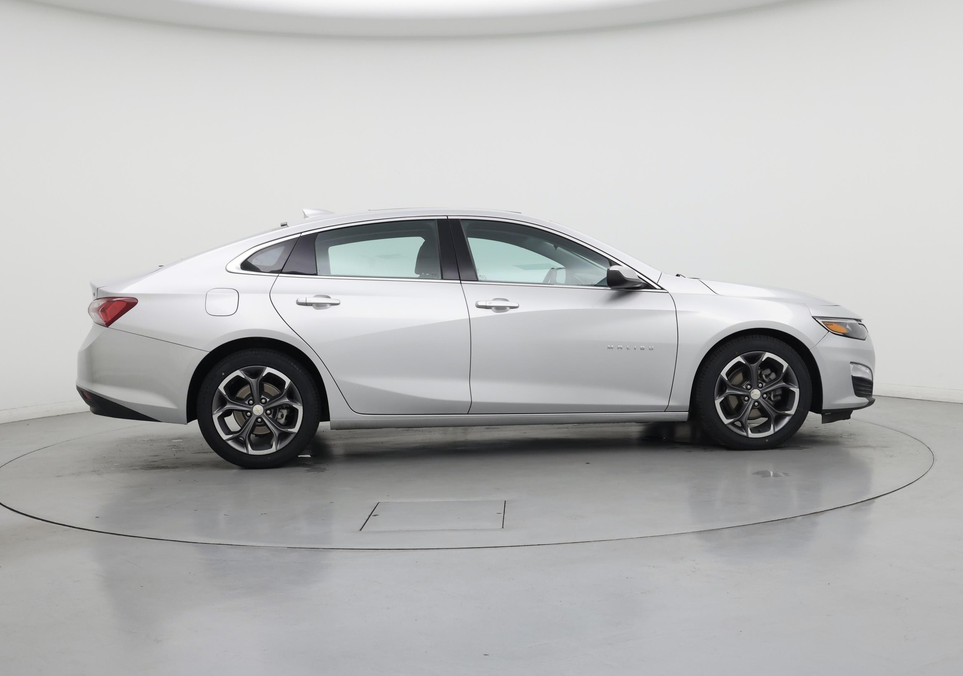 Thumbnail: 2022 Chevrolet Malibu - 7