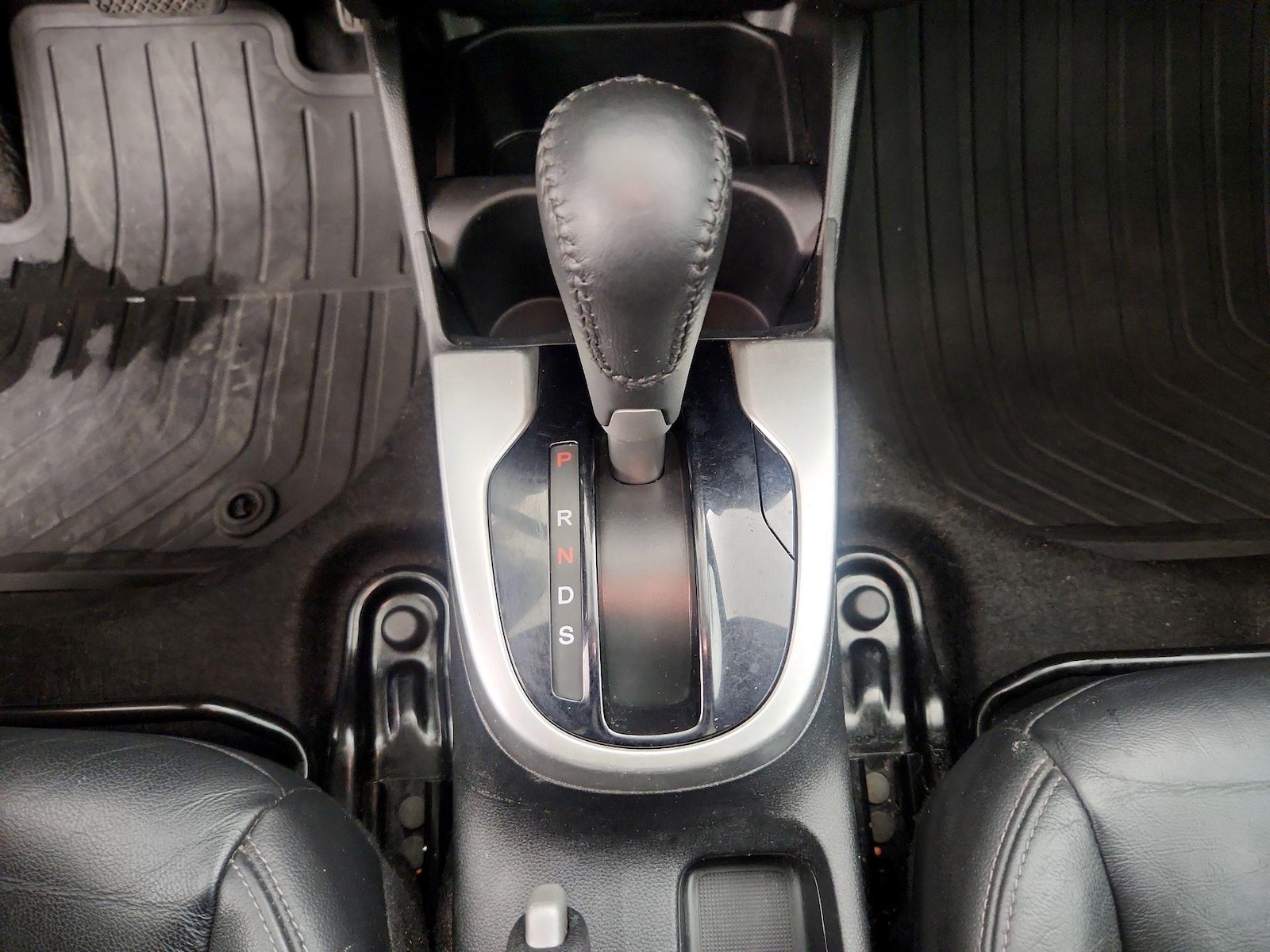 2015 Honda Fit EX-L - Photo 18