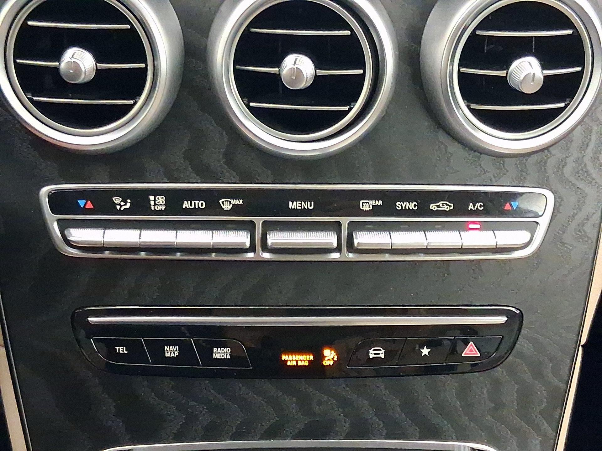 Thumbnail: 2021 Mercedes-Benz GLC - 17