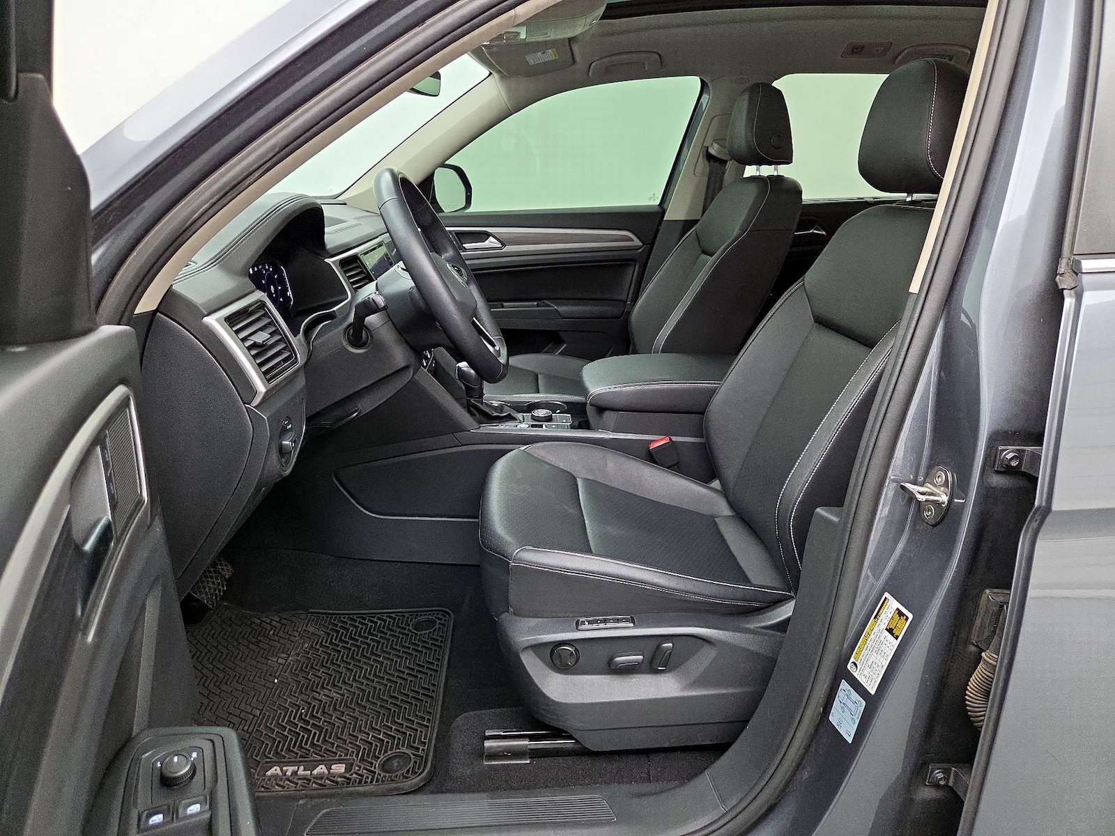 2021 Volkswagen Atlas SEL - Photo 12