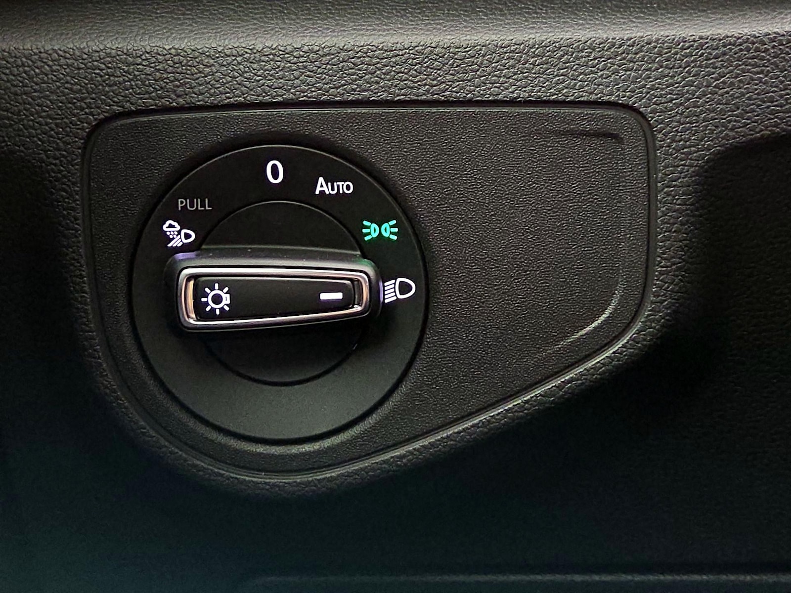 2021 Volkswagen Atlas SEL - Photo 14