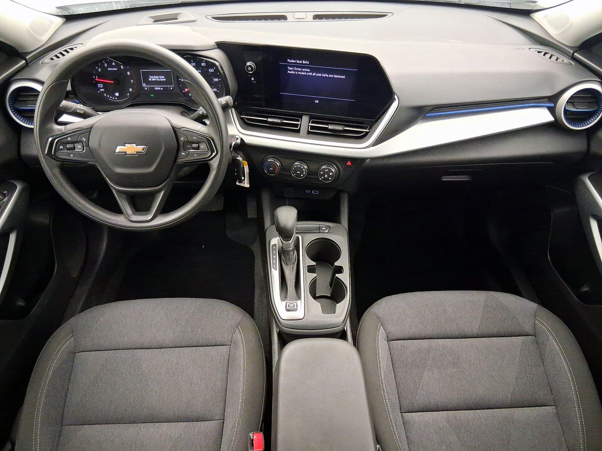 Thumbnail: 2024 Chevrolet Trax - 9