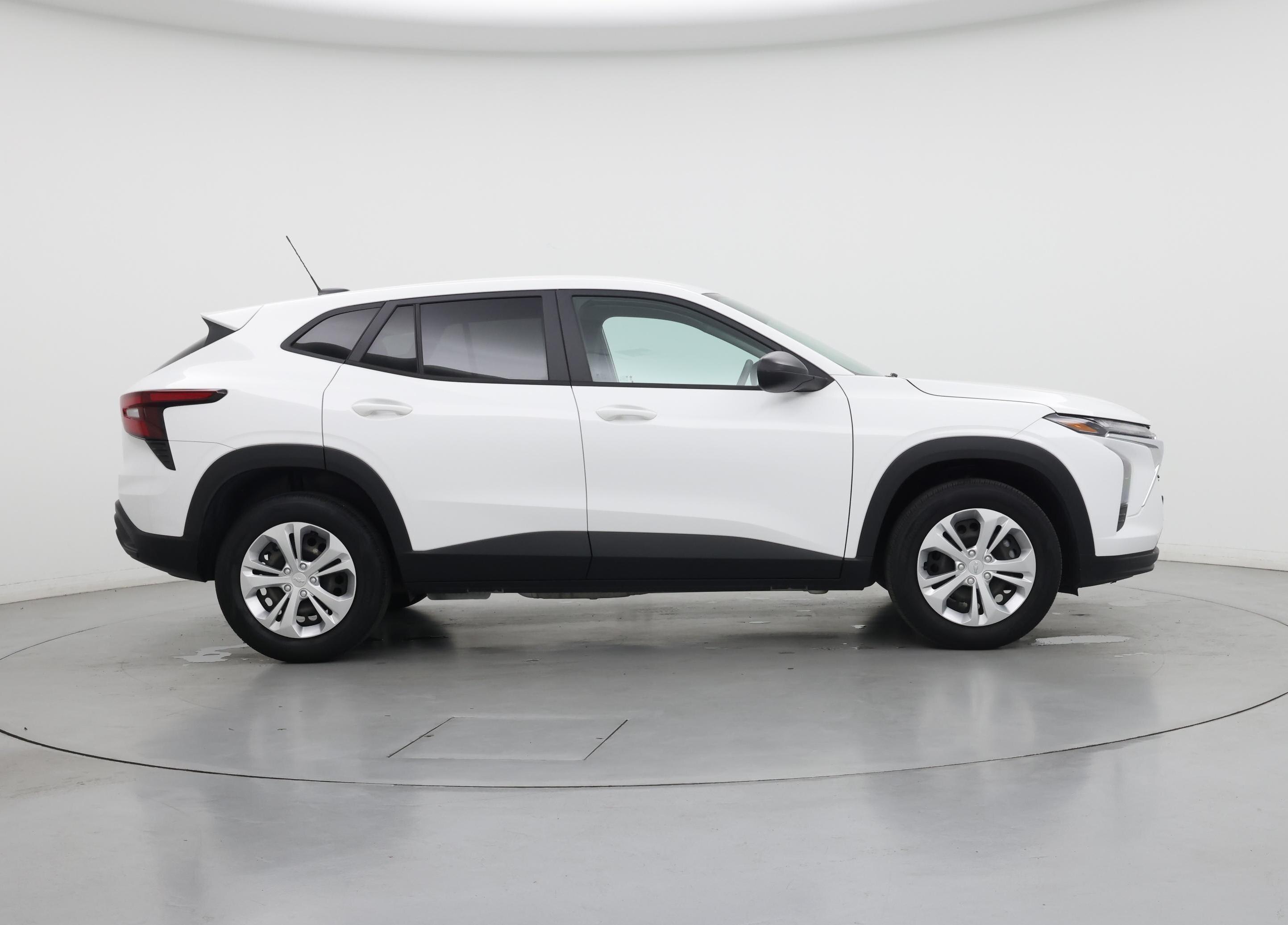 Thumbnail: 2024 Chevrolet Trax - 7