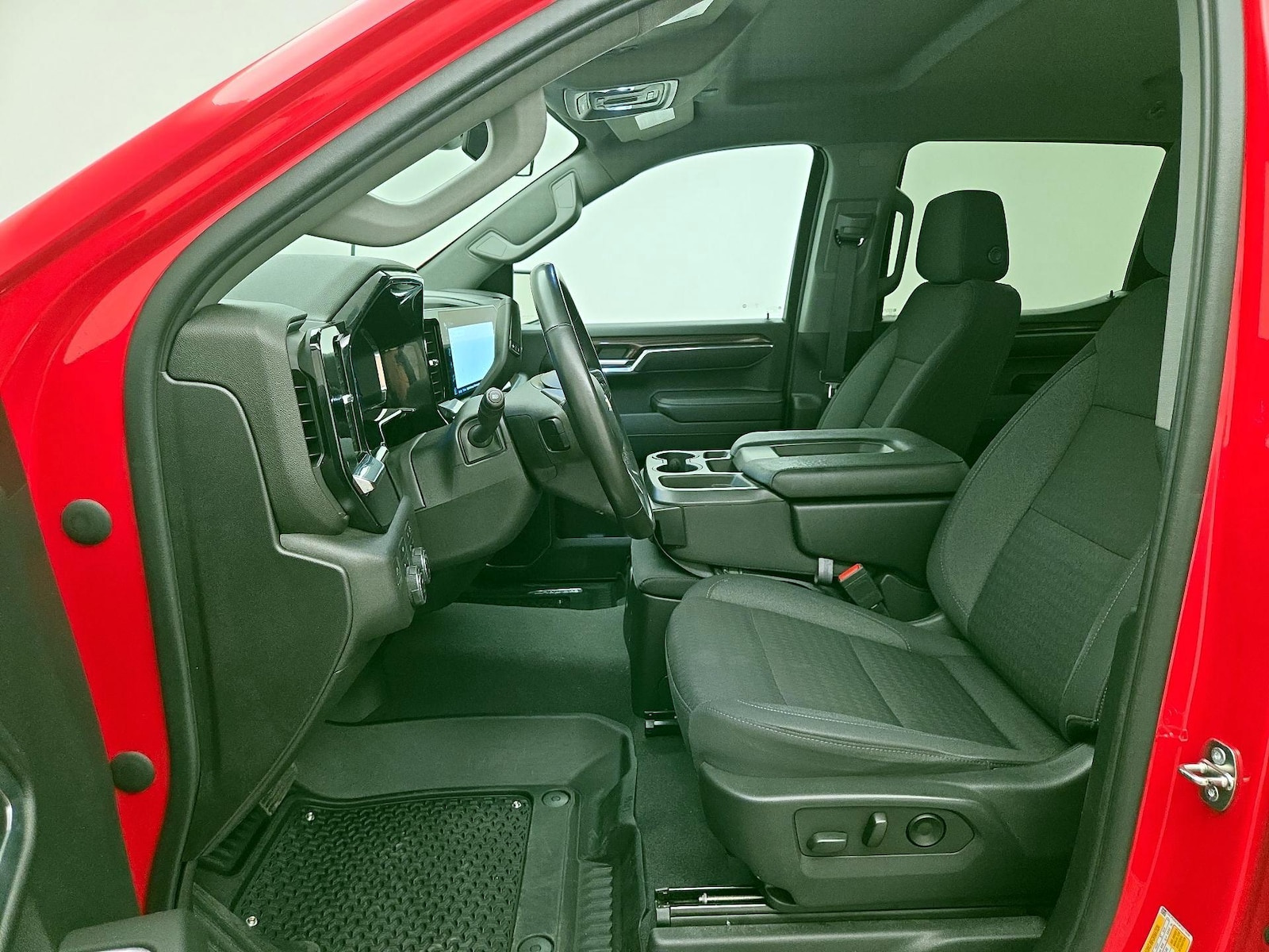 2023 Chevrolet Silverado 1500 LT - Photo 12