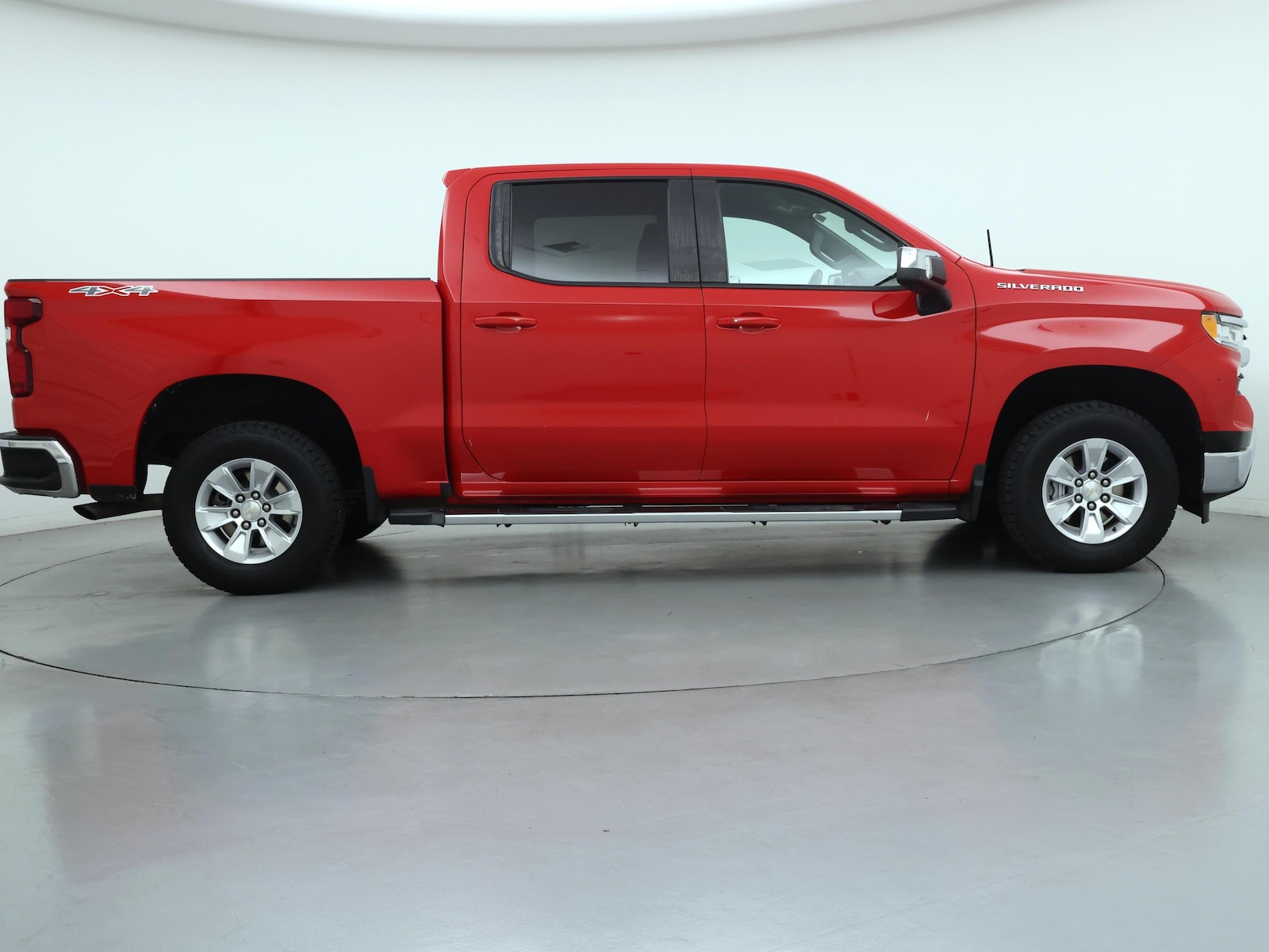 2023 Chevrolet Silverado 1500 LT - Photo 8