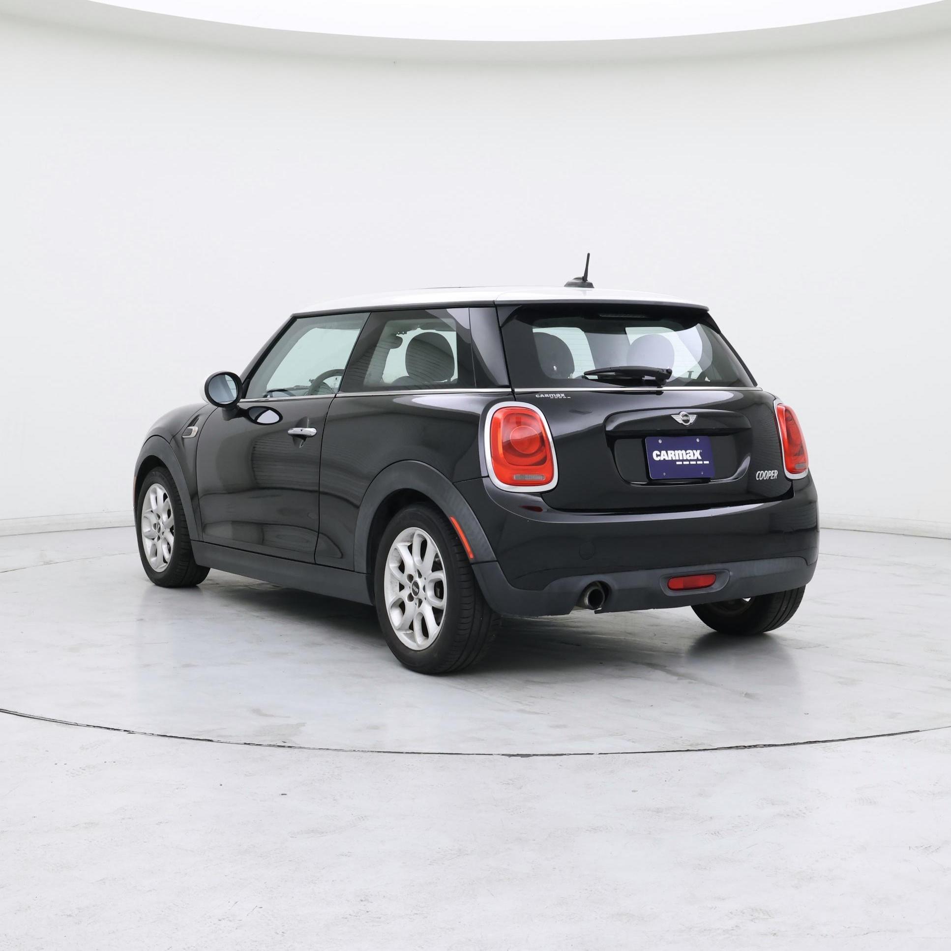 Thumbnail: 2016 MINI Cooper Hardtop - 2