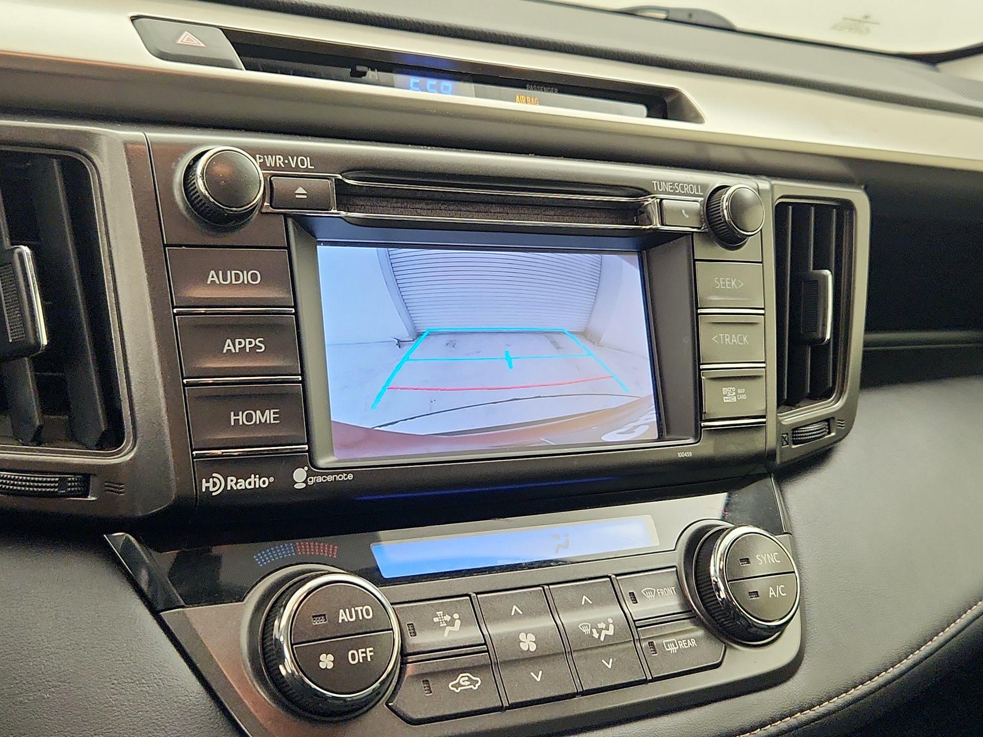 Thumbnail: 2015 Toyota RAV4 - 14