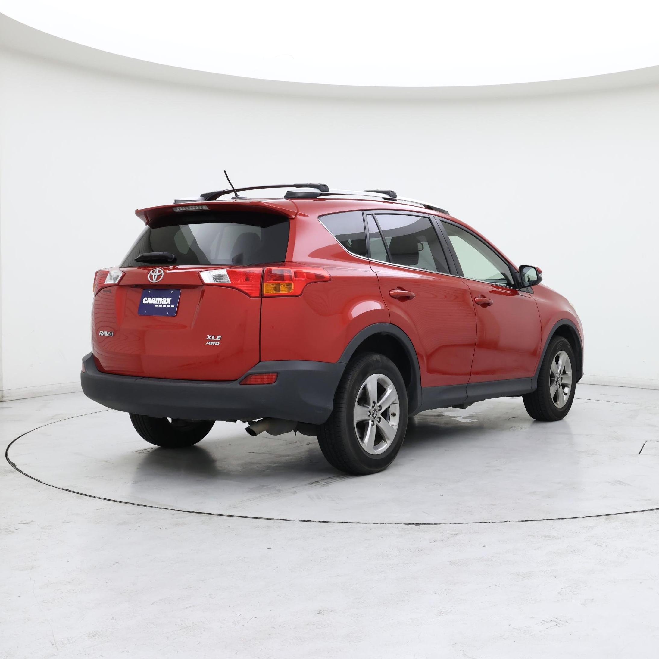 Thumbnail: 2015 Toyota RAV4 - 8