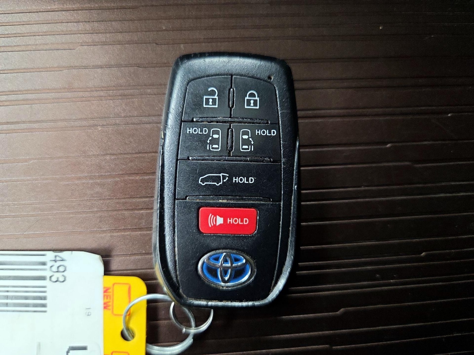 2022 Toyota Sienna XLE - Photo 27