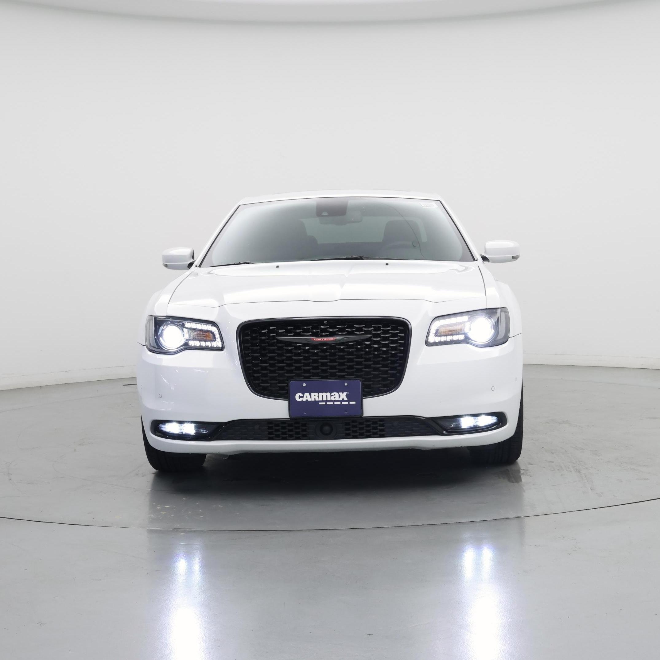 Thumbnail: 2023 Chrysler 300 - 5