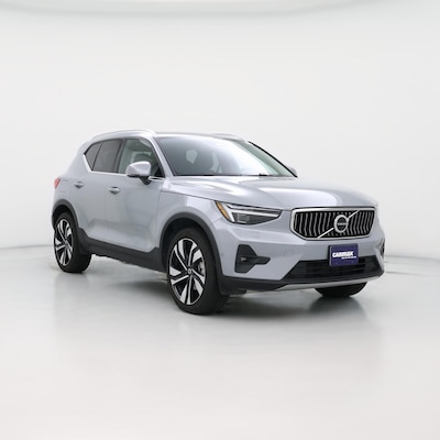 2024 Volvo XC40 B5 Ultimate Bright Theme