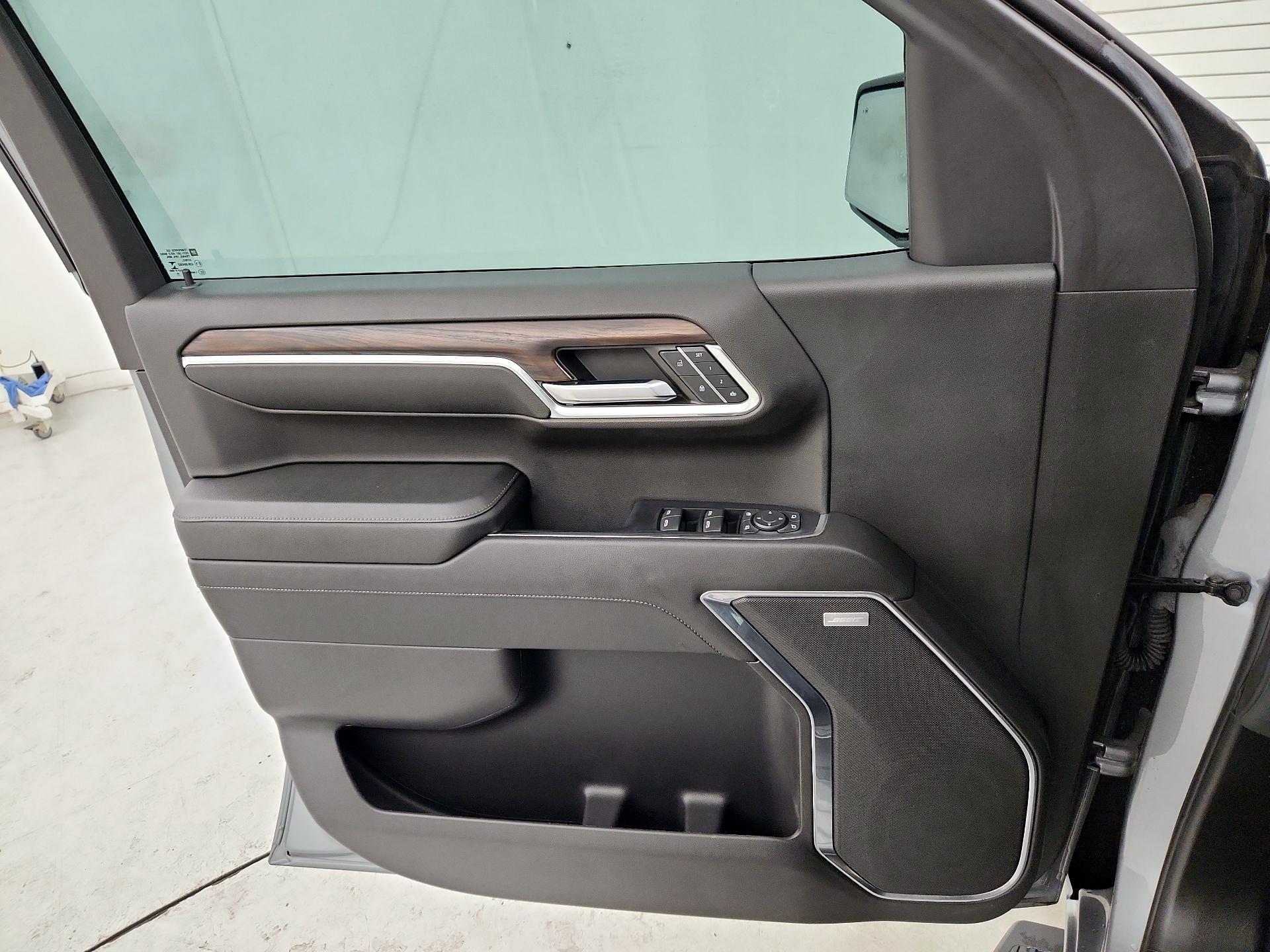 Thumbnail: 2023 GMC Sierra 1500 - 12