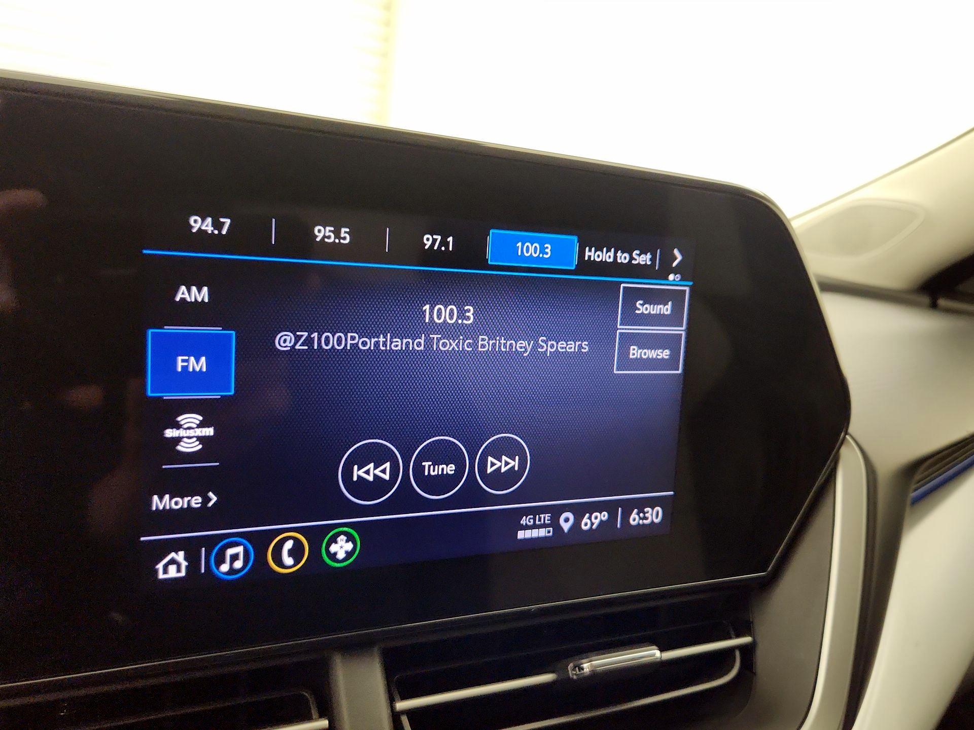 Thumbnail: 2024 Chevrolet Trax - 15