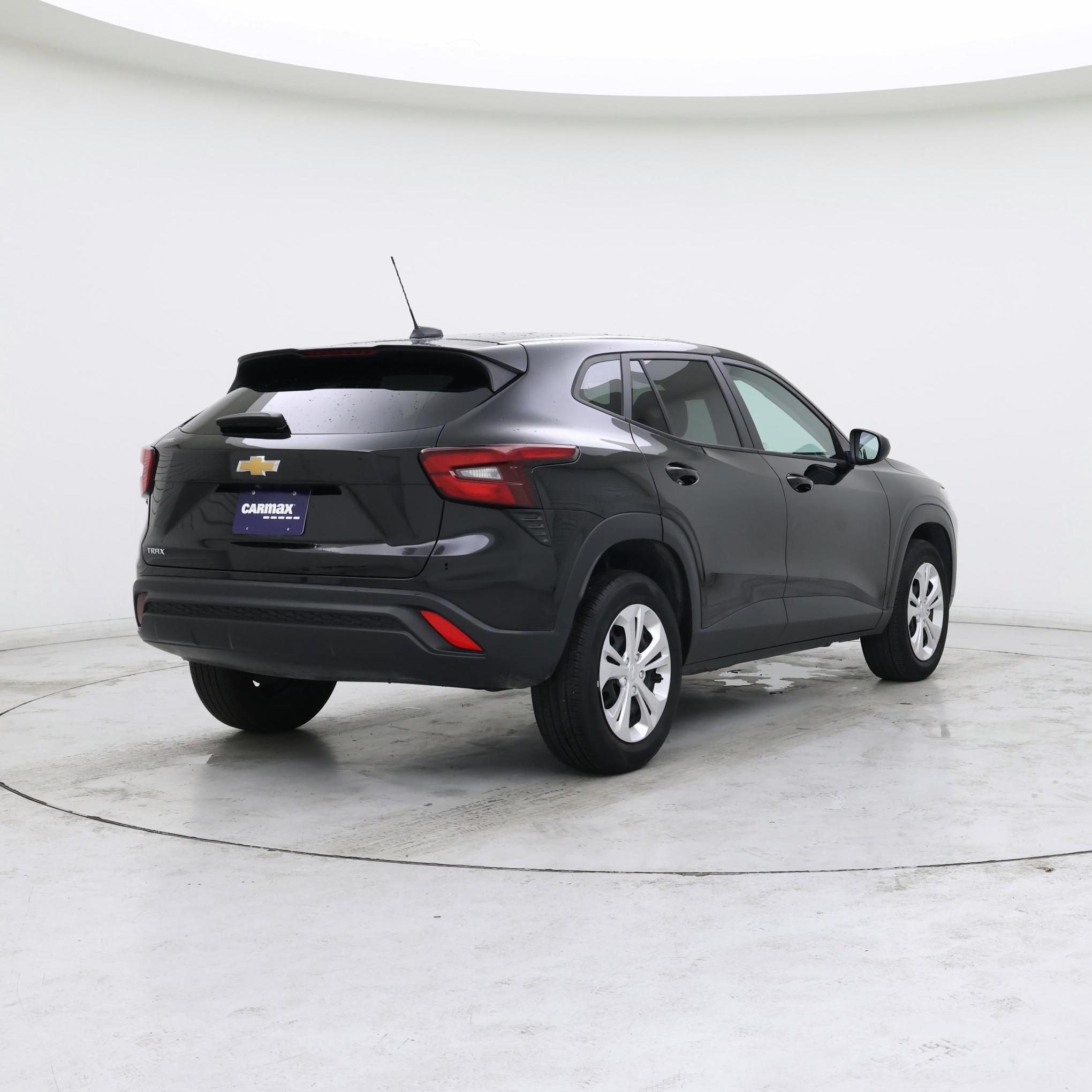 Thumbnail: 2024 Chevrolet Trax - 8