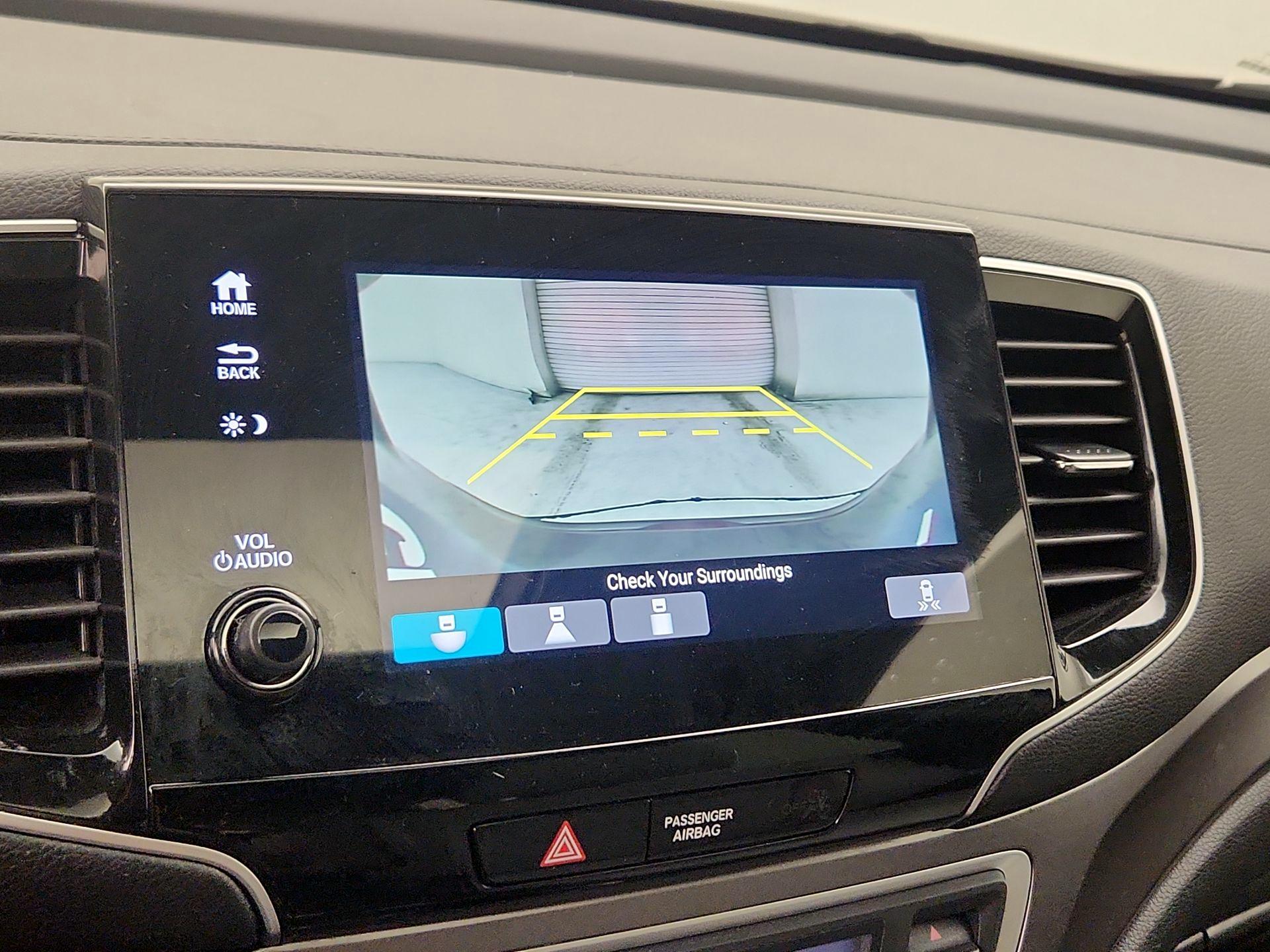 Thumbnail: 2019 Honda Passport - 14