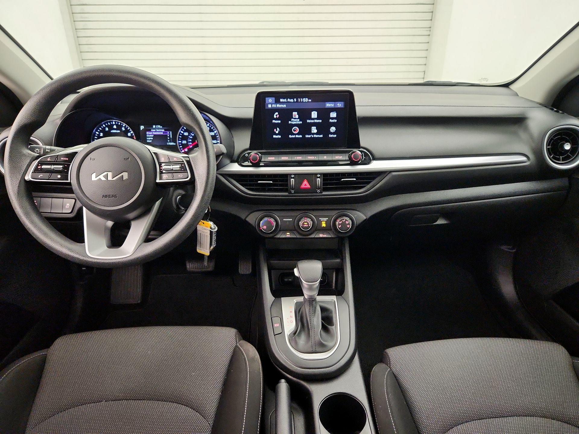 Thumbnail: 2023 Kia Forte - 9