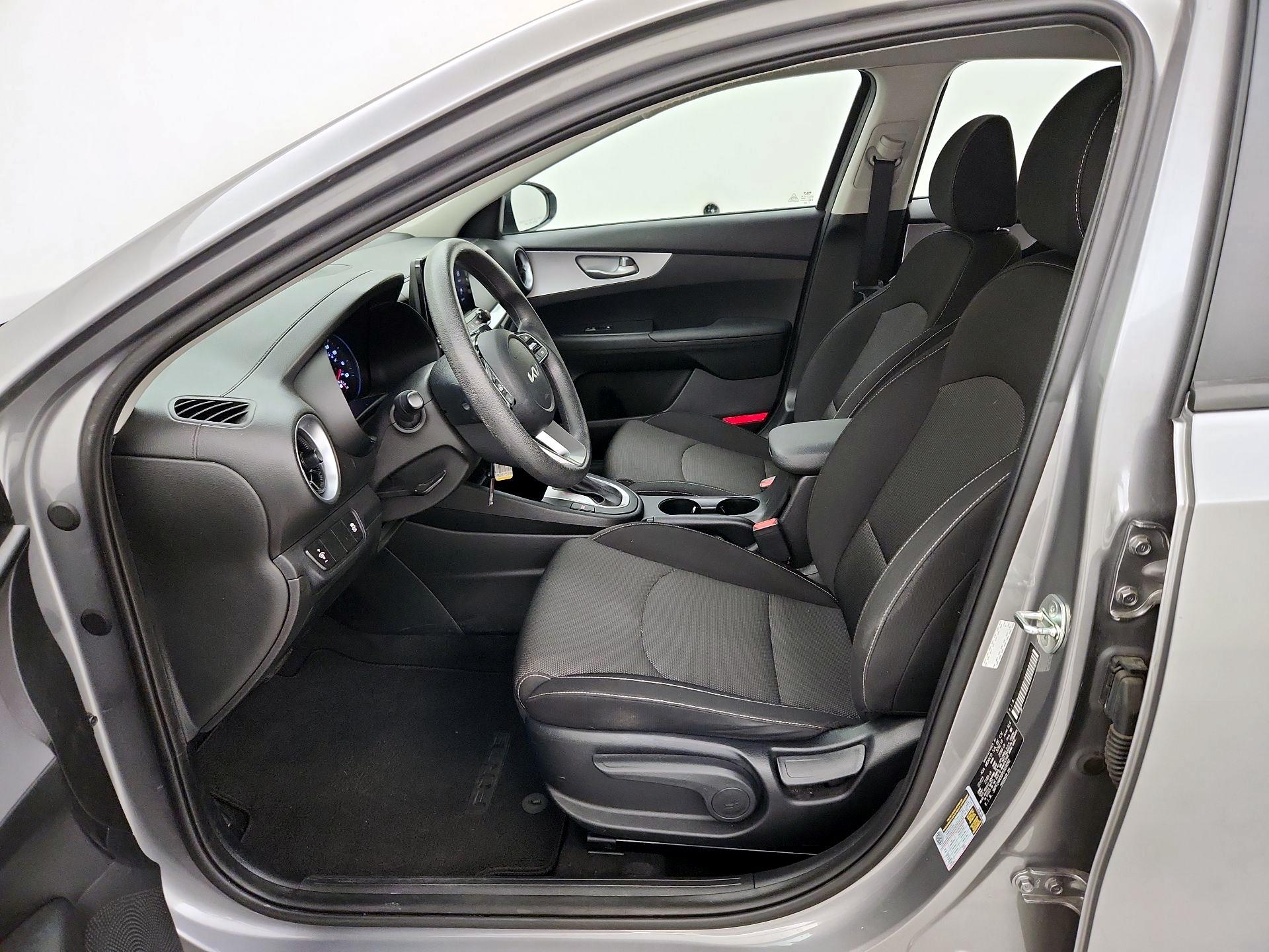Thumbnail: 2023 Kia Forte - 11