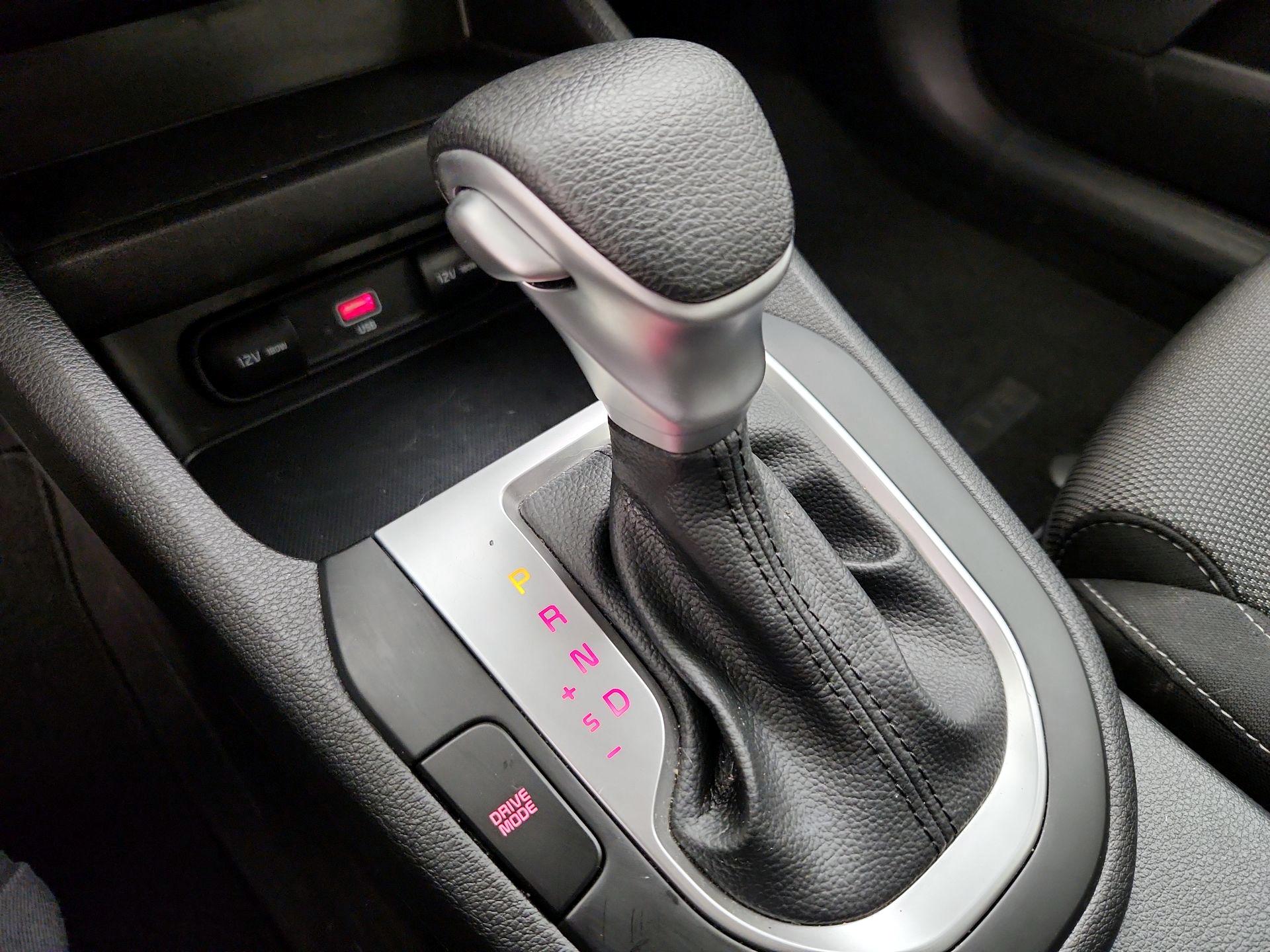 Thumbnail: 2023 Kia Forte - 17