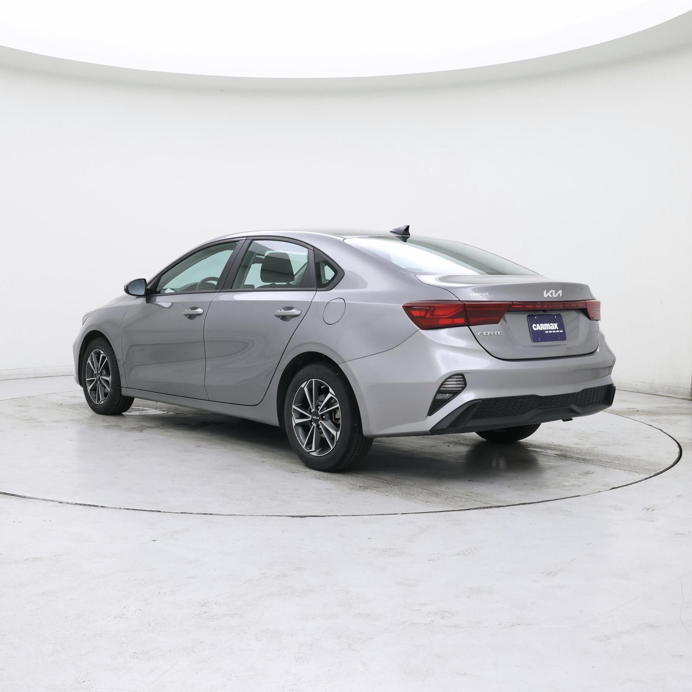 Thumbnail: 2023 Kia Forte - 2