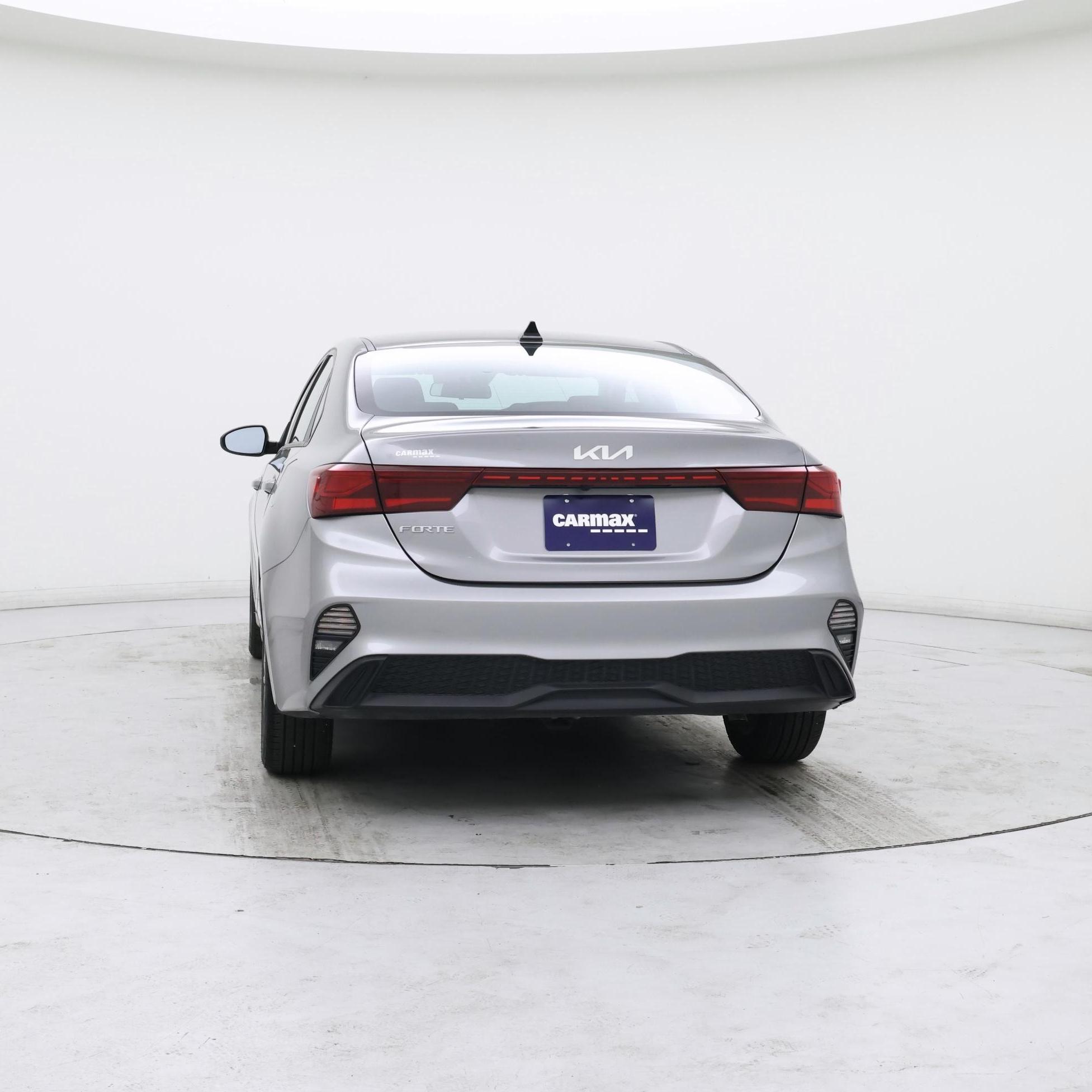Thumbnail: 2023 Kia Forte - 6