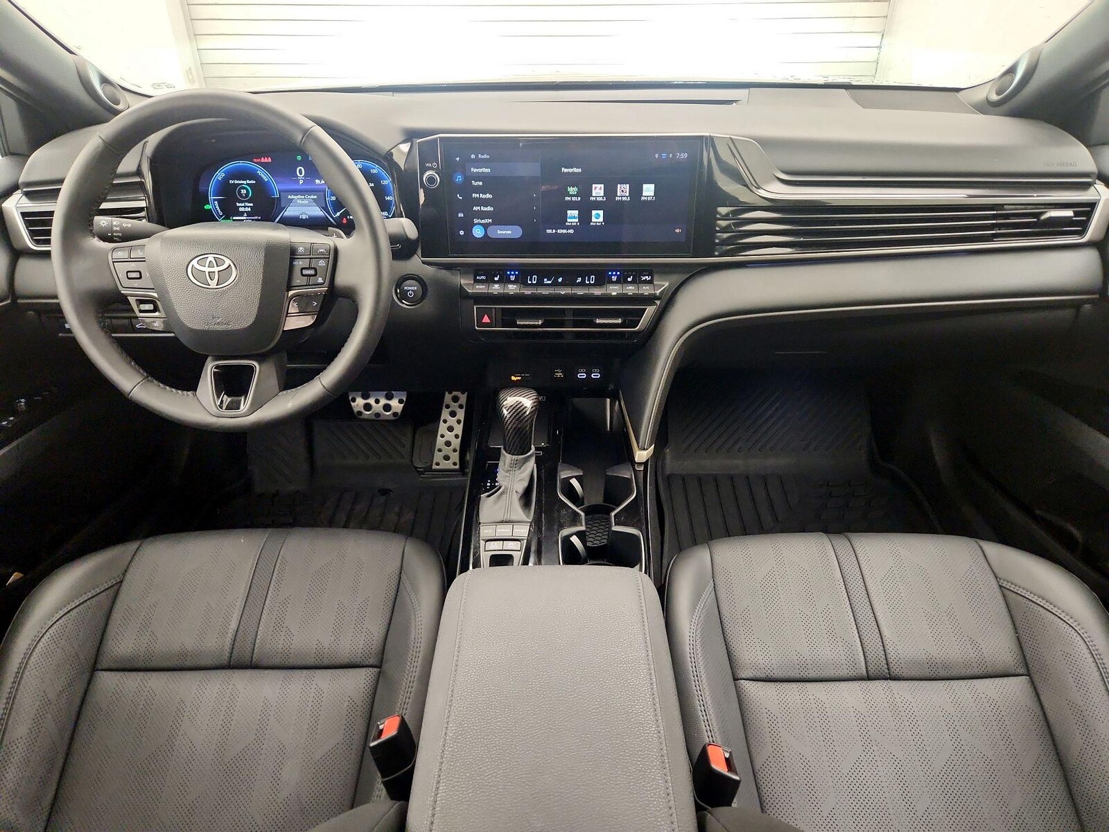 Apple CarPlay® & Android Auto™