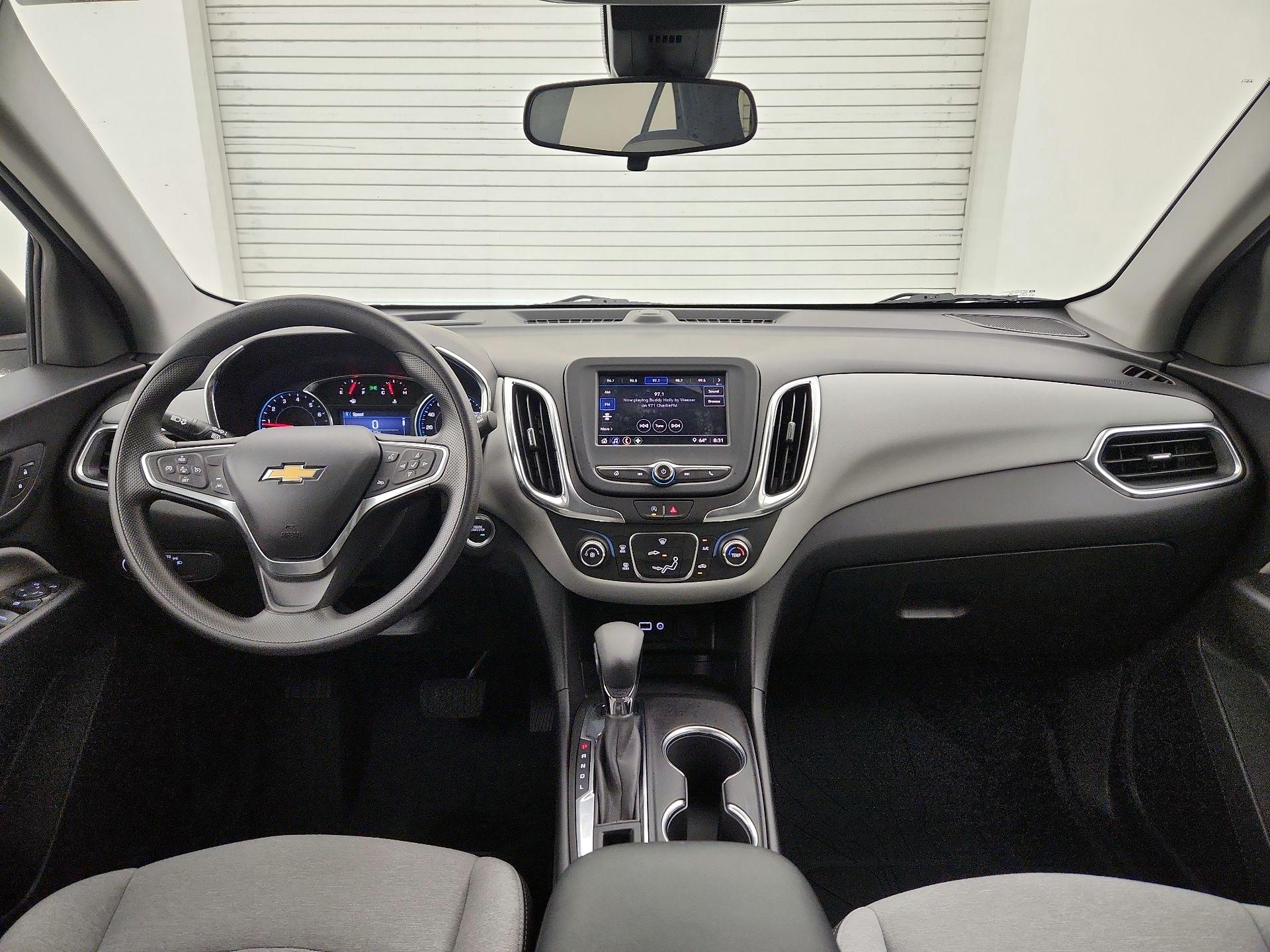 Thumbnail: 2022 Chevrolet Equinox - 9
