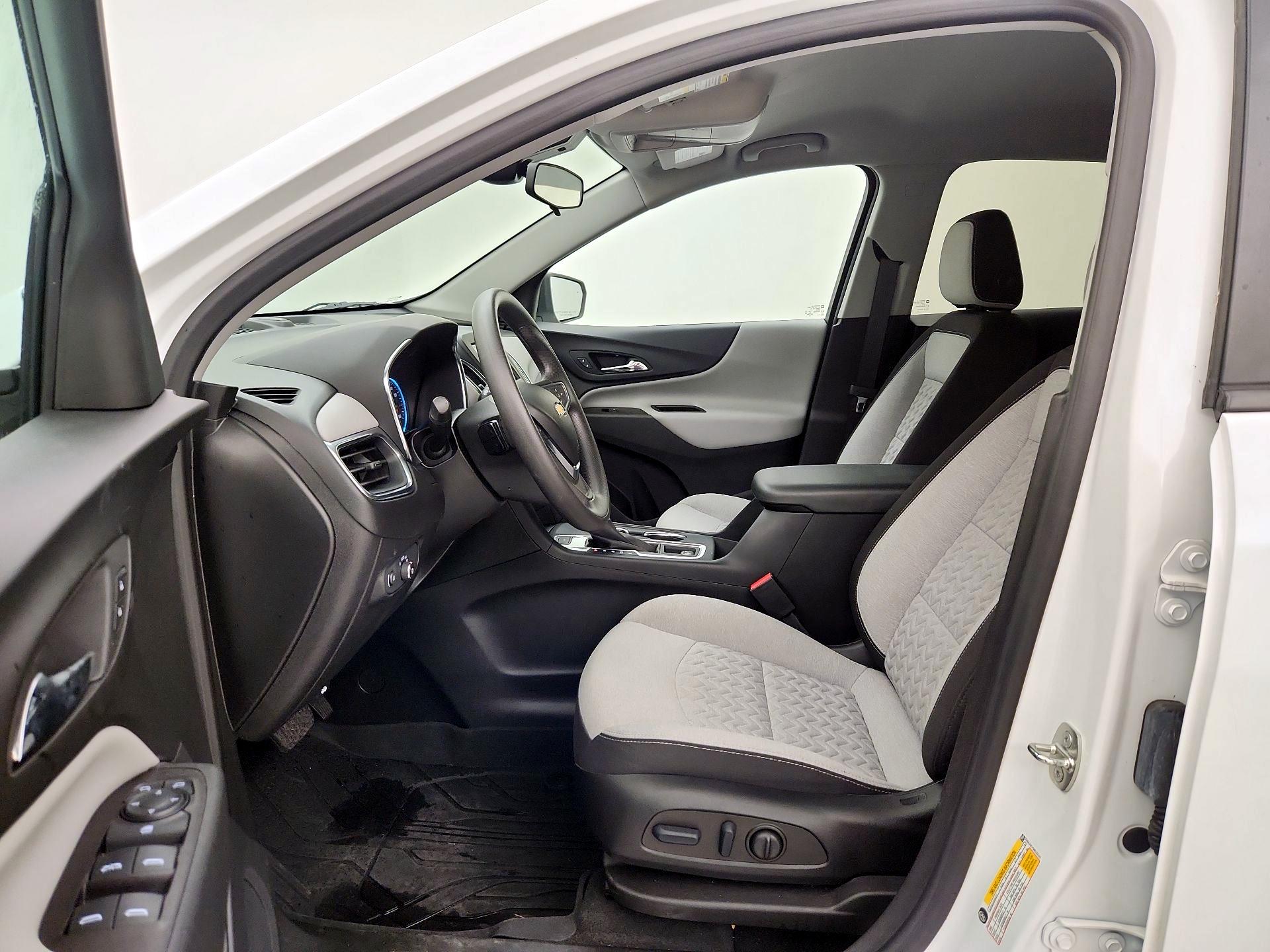 Thumbnail: 2022 Chevrolet Equinox - 11