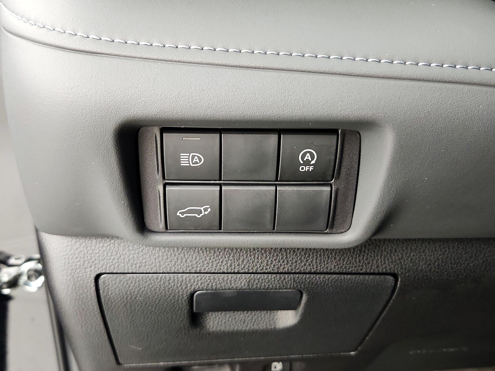 2023 Toyota Highlander XLE - Photo 14