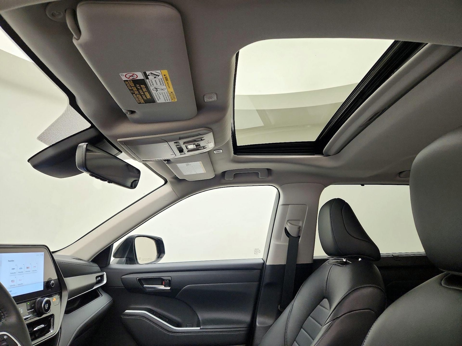 2023 Toyota Highlander XLE - Photo 20