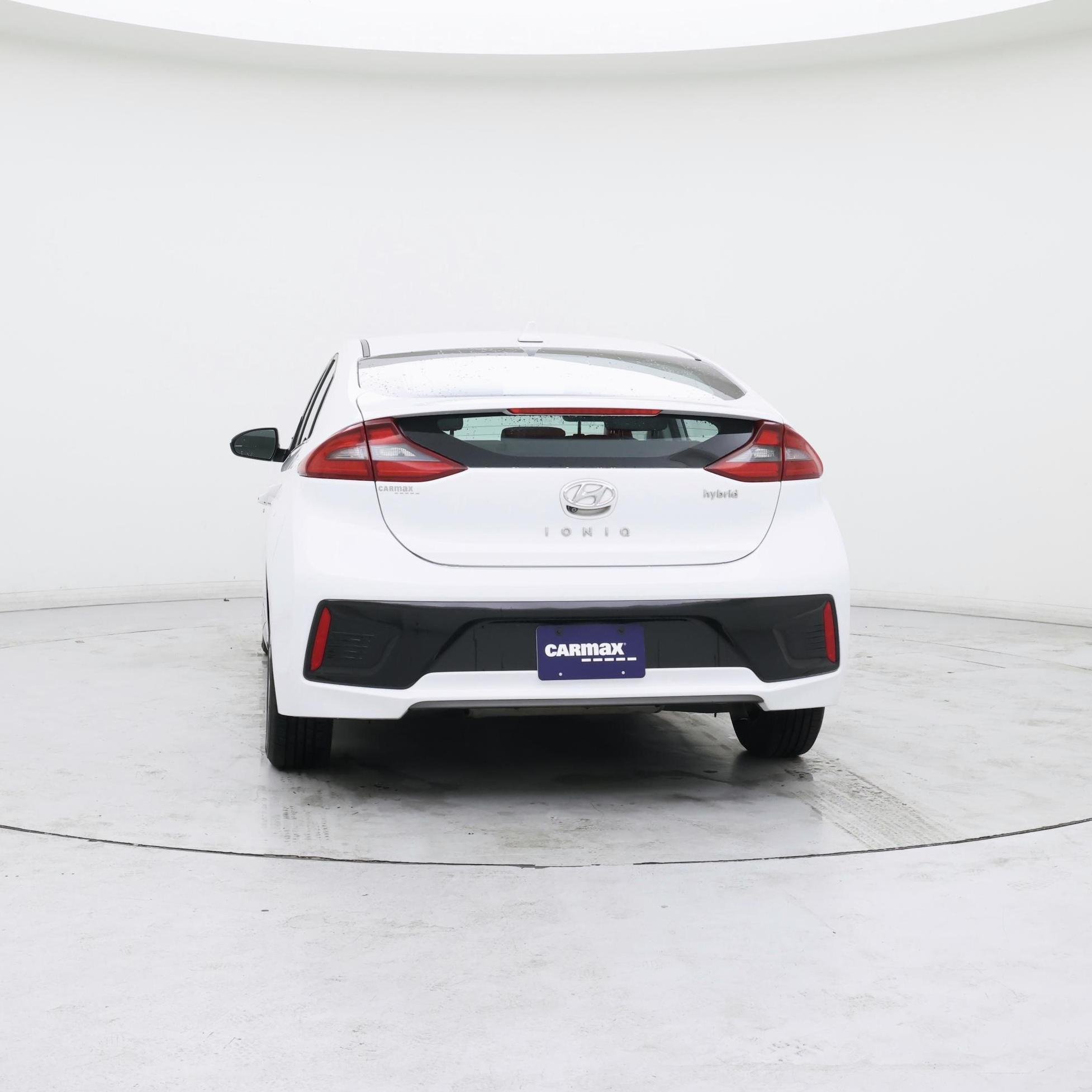 Thumbnail: 2017 Hyundai Ioniq - 6