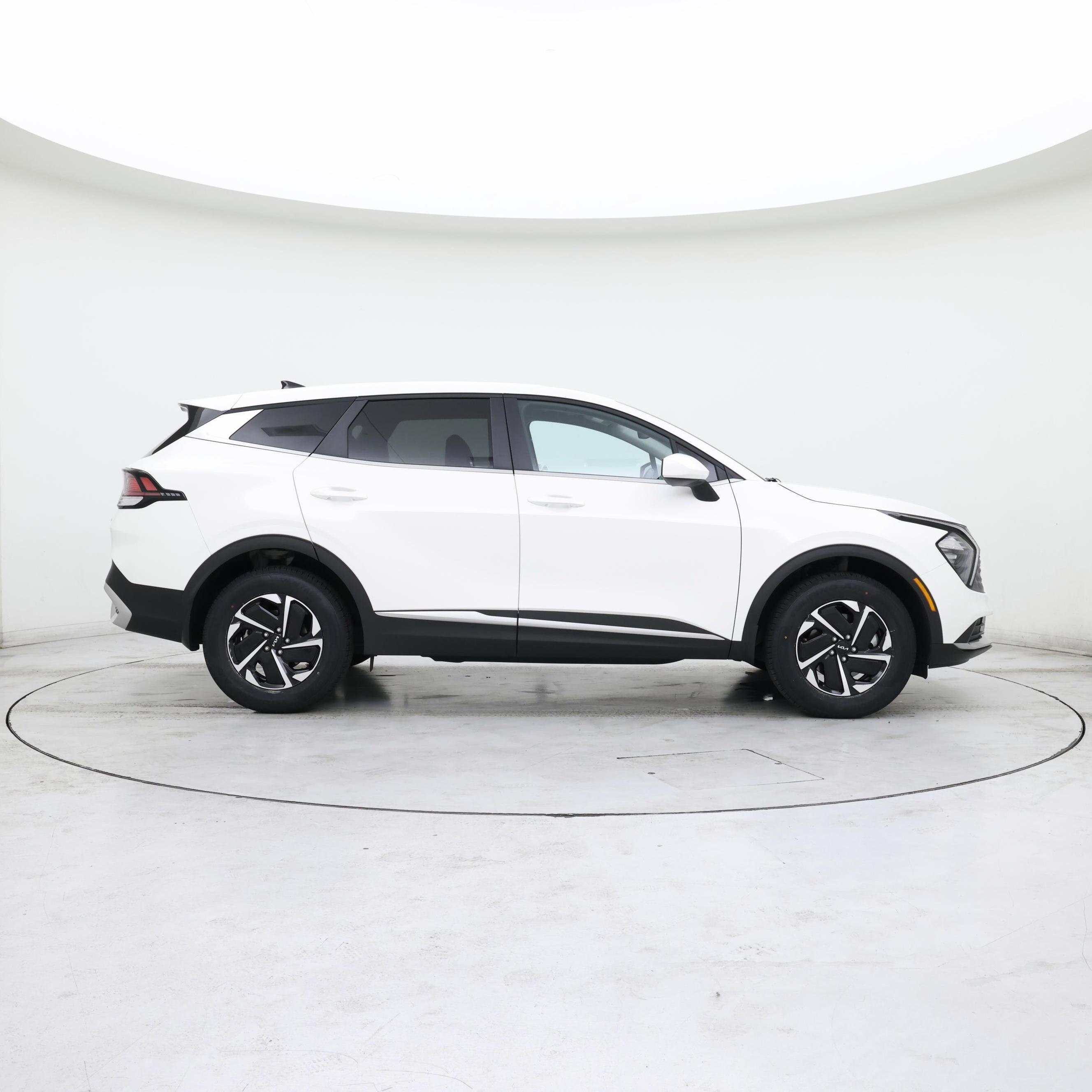 Thumbnail: 2023 Kia Sportage - 7