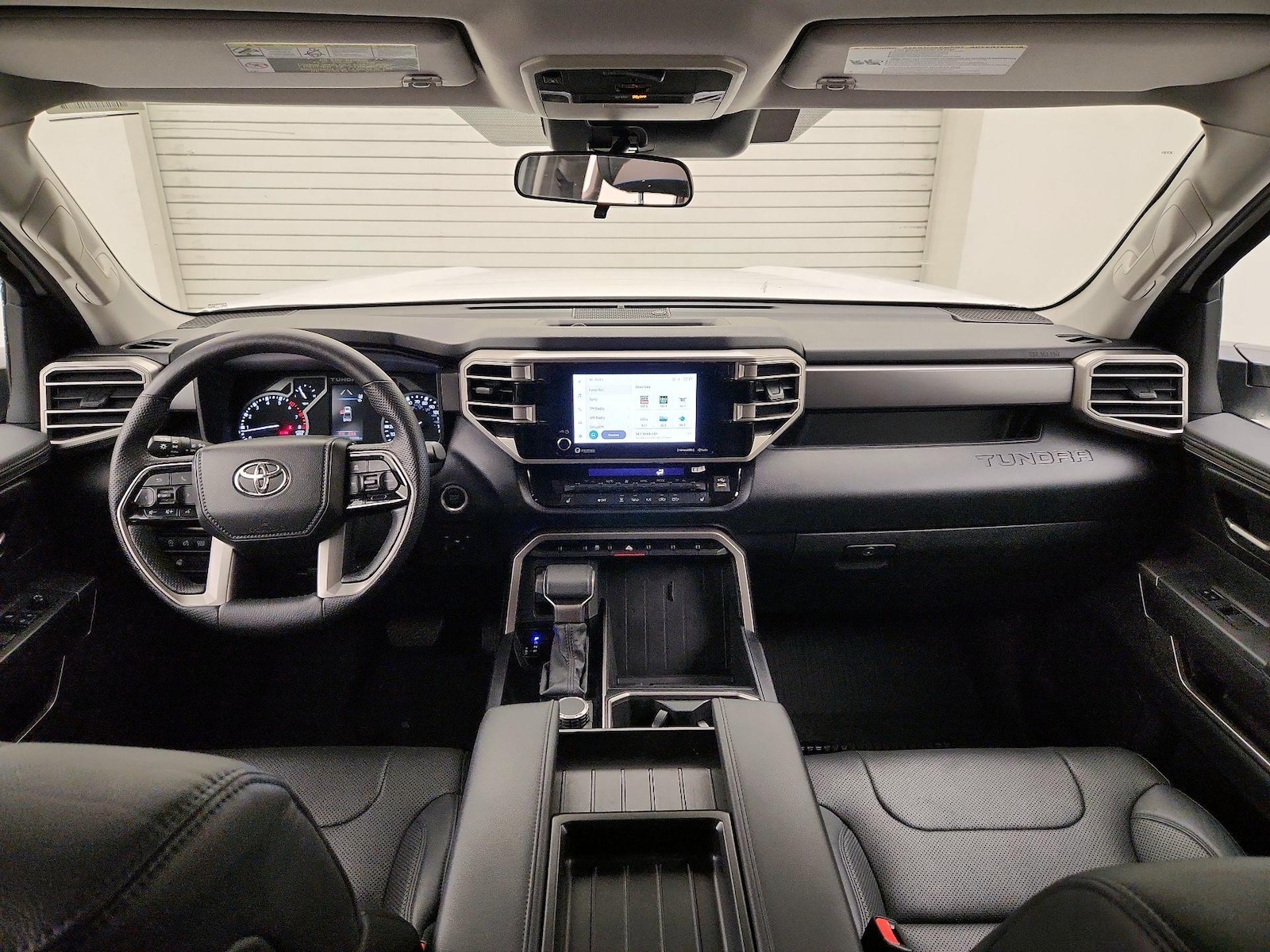 2022 Toyota Tundra SR5 - Photo 10