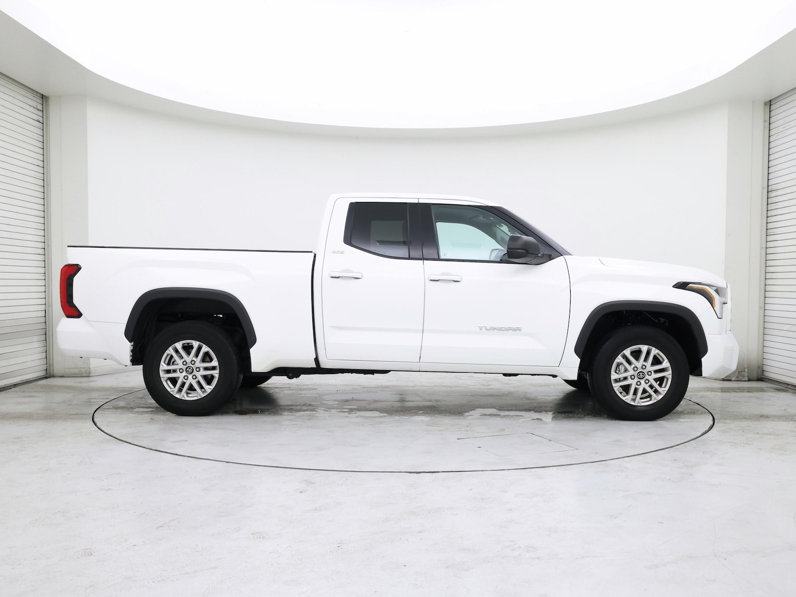 2022 Toyota Tundra SR5 - Photo 8