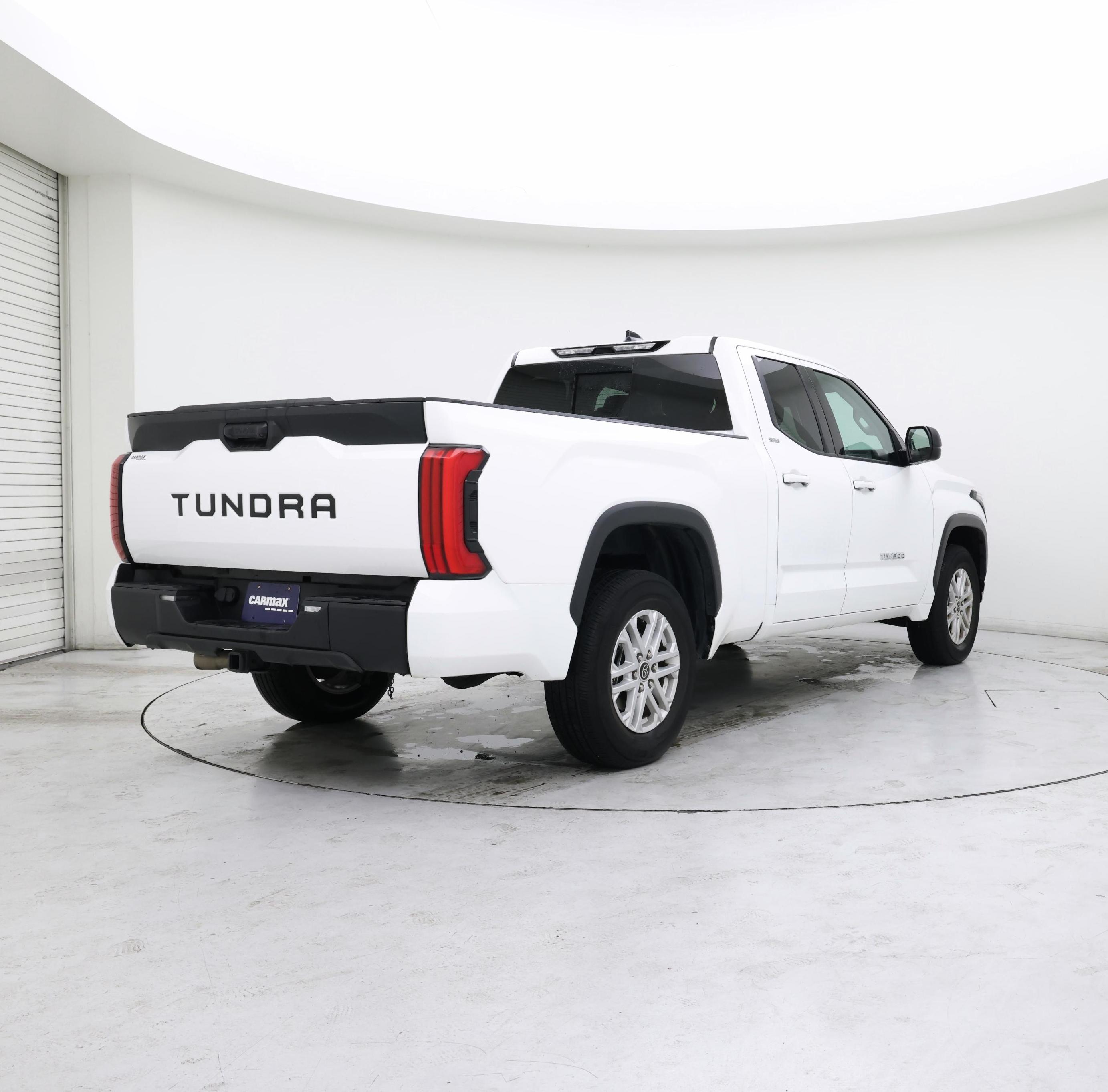 Thumbnail: 2022 Toyota Tundra - 8